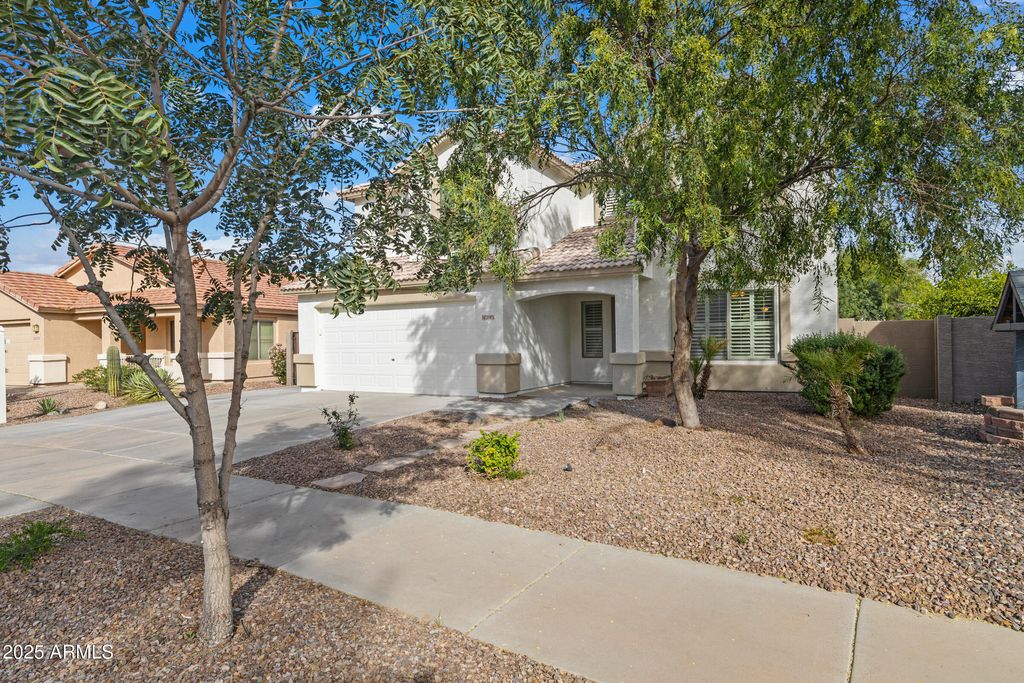 Photo of 23471 S 221st Street, Queen Creek, AZ 85142 (MLS # 6947391)