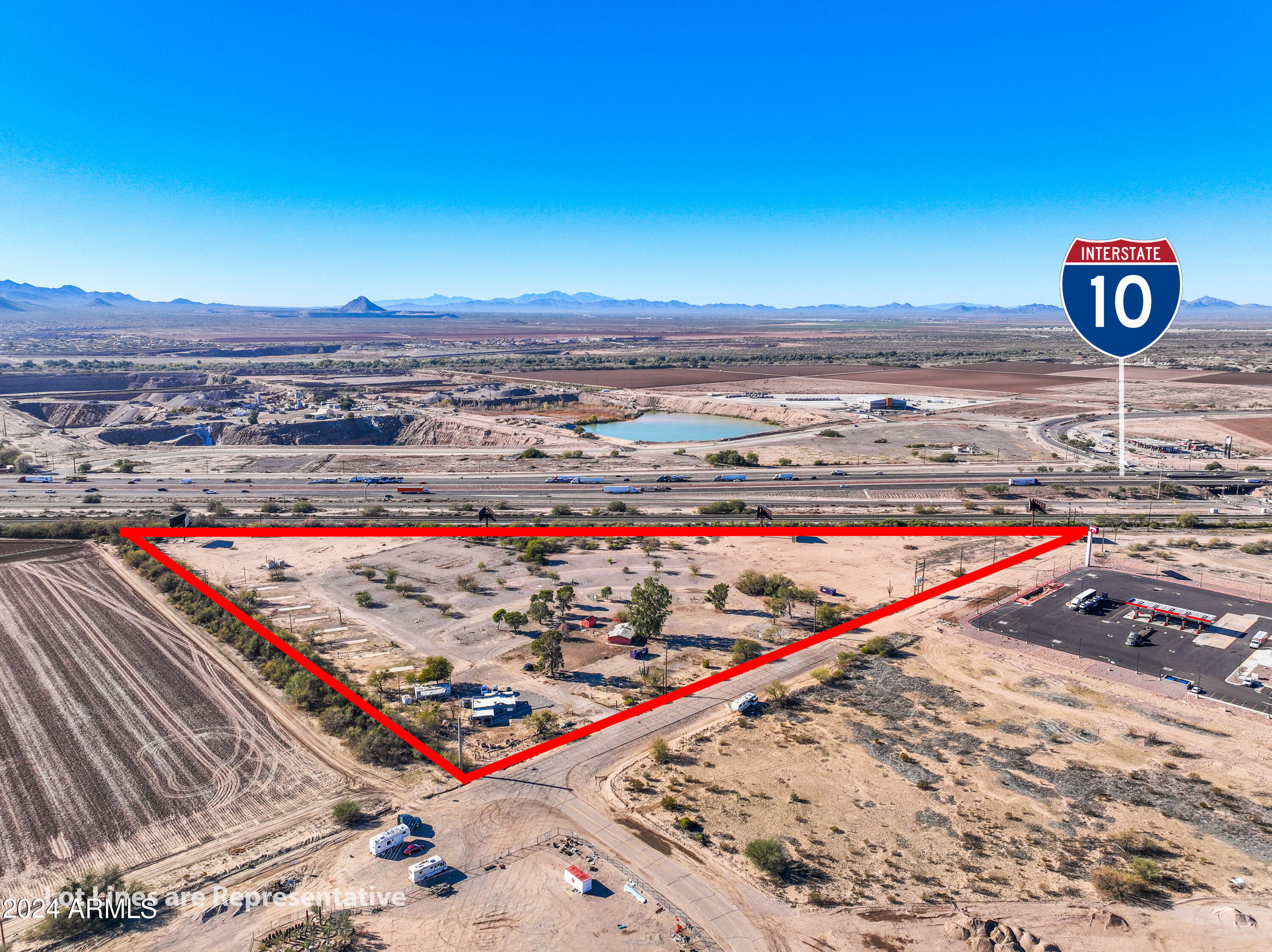 9001 W TANGERINE Road -