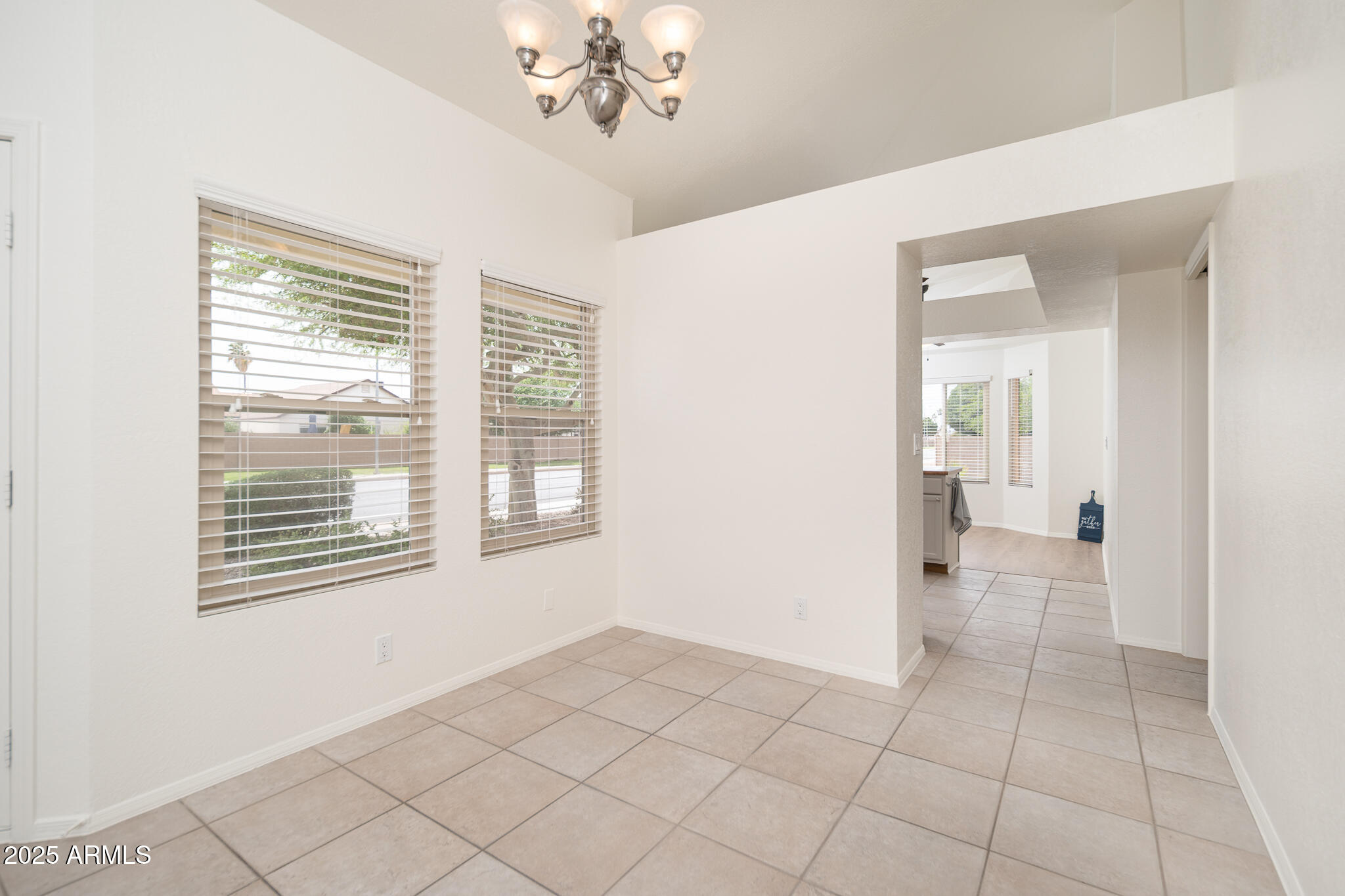 1200 W BOXELDER Circle