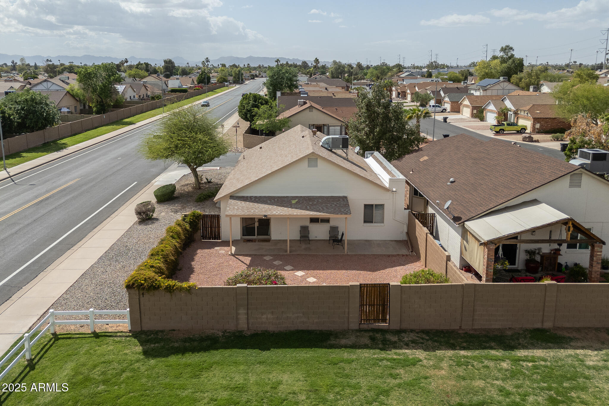 1200 W BOXELDER Circle