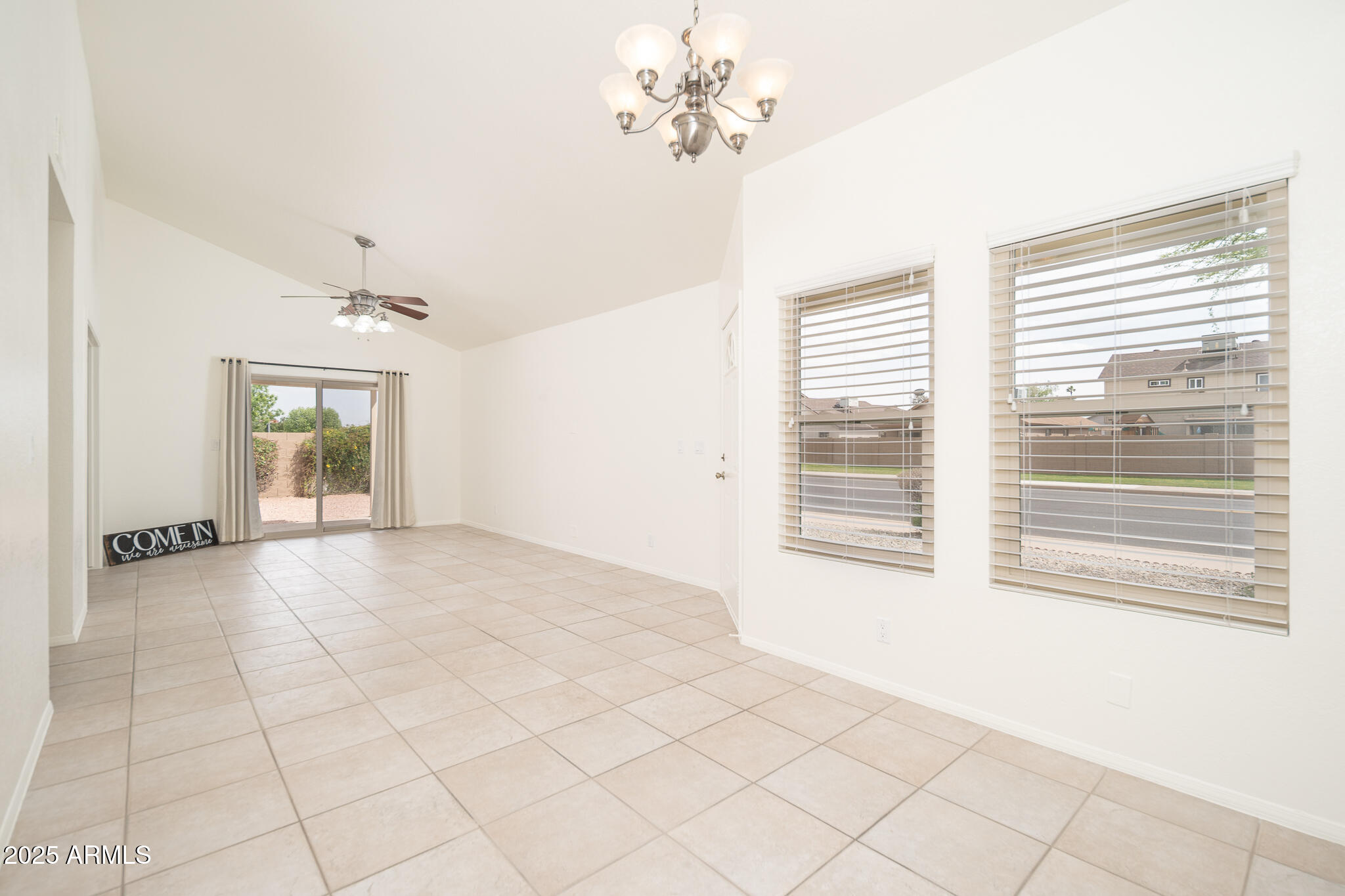 1200 W BOXELDER Circle