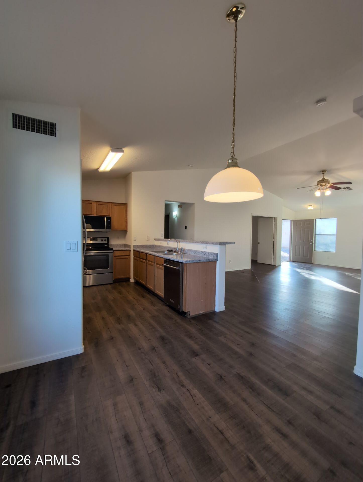 1634 E SAN XAVIER Drive