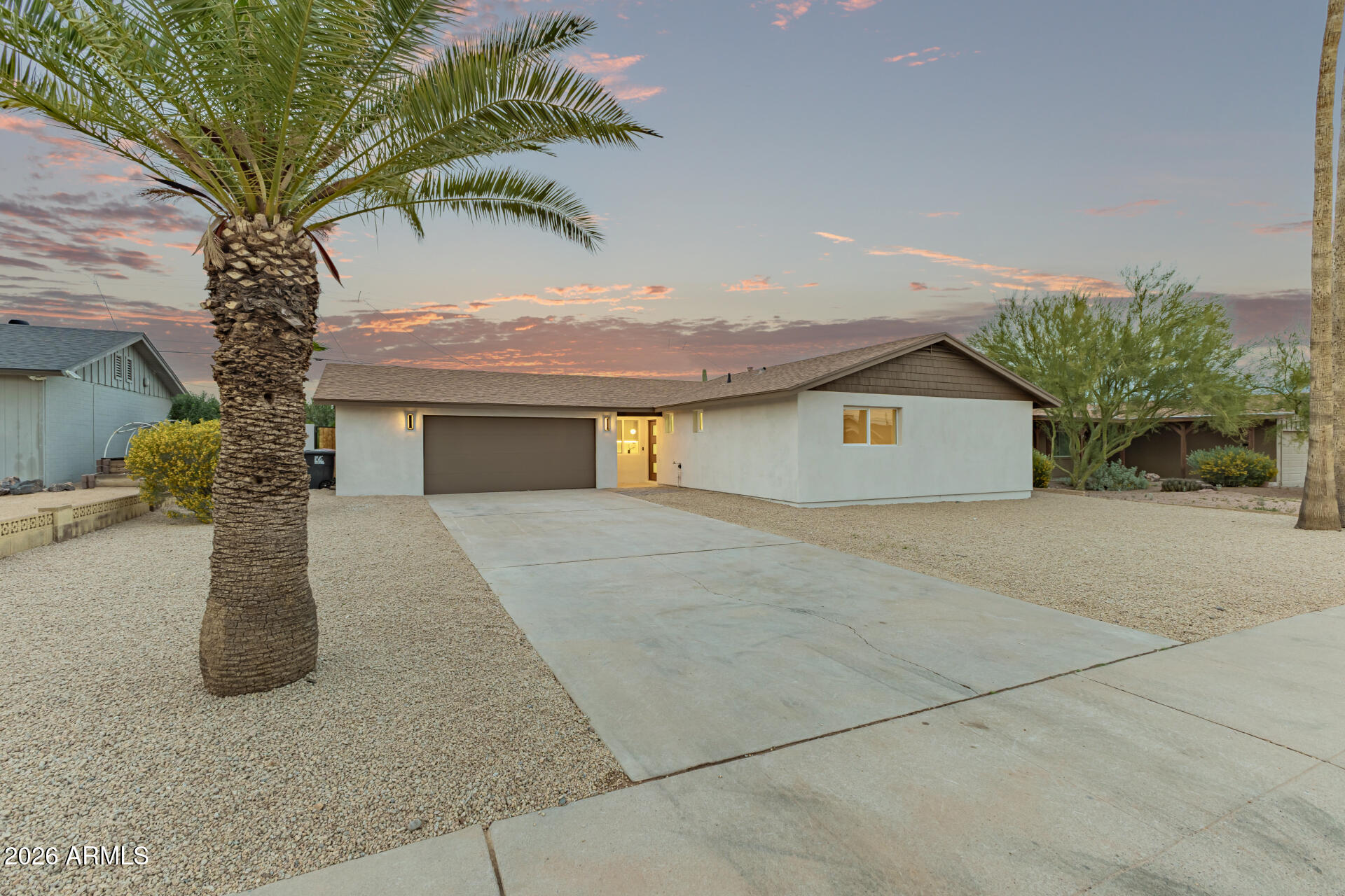 6514 E HUBBELL Street