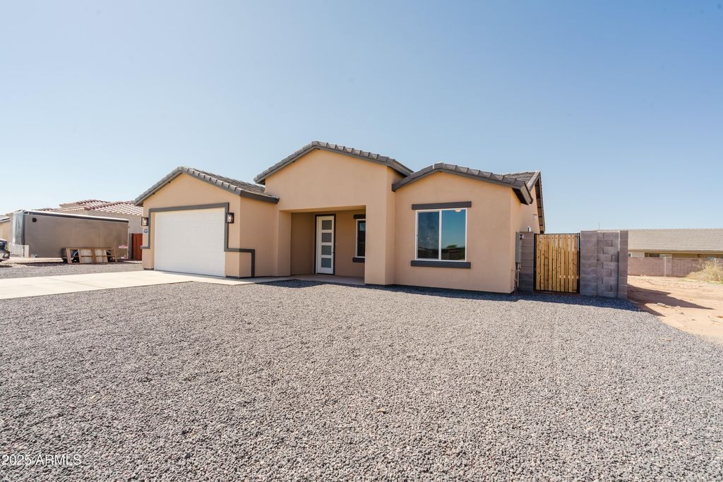 Photo of 10199 W Bradshaw Drive, Arizona City, AZ 85123 (MLS # 6899596)