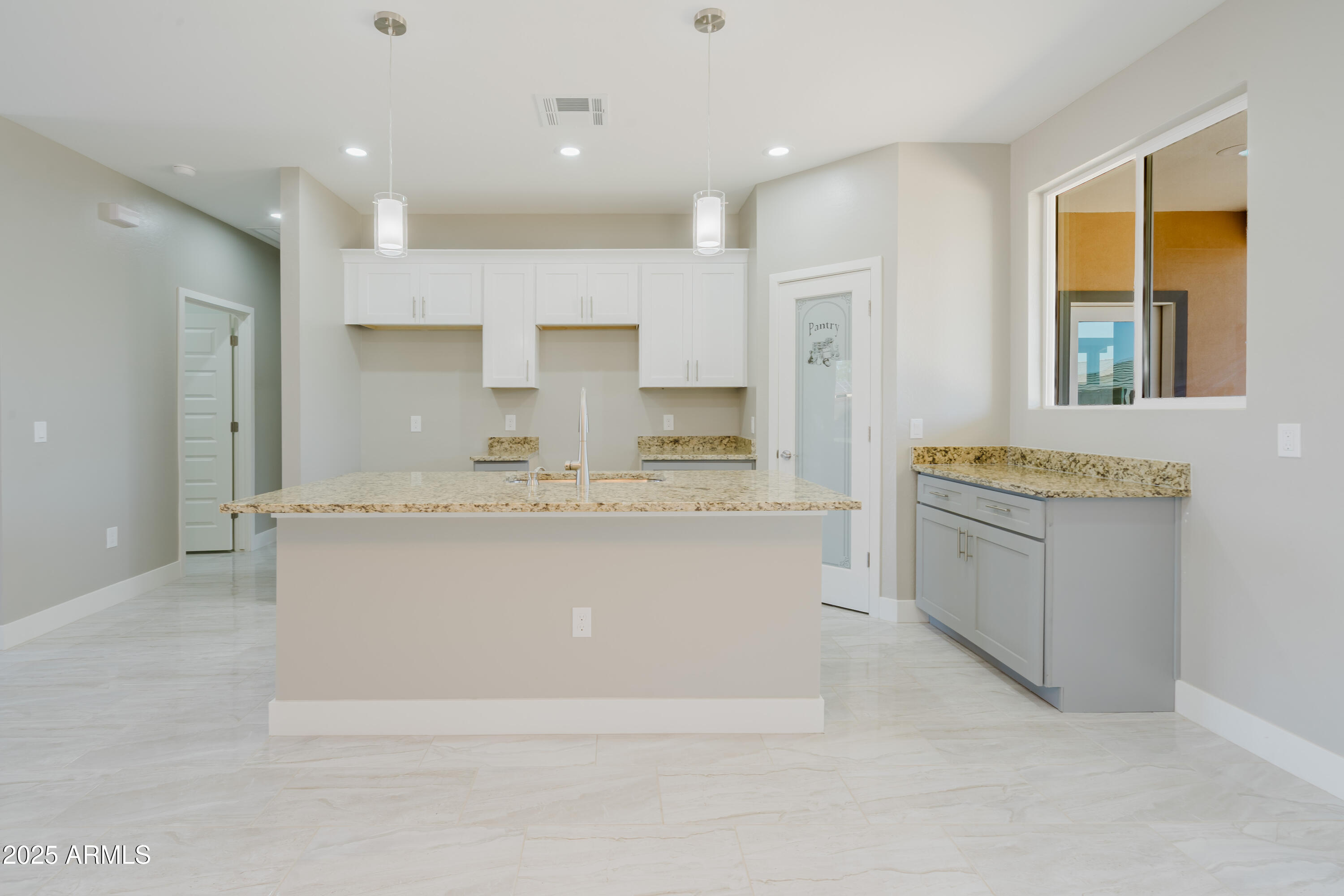 ARIZONA CITY UNIT FOUR - Residential