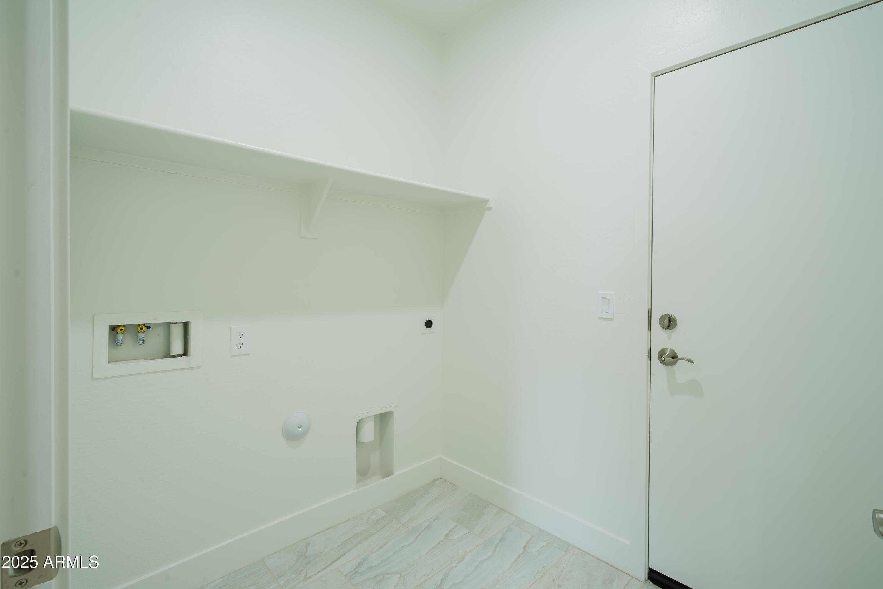 ARIZONA CITY UNIT FOUR - Residential