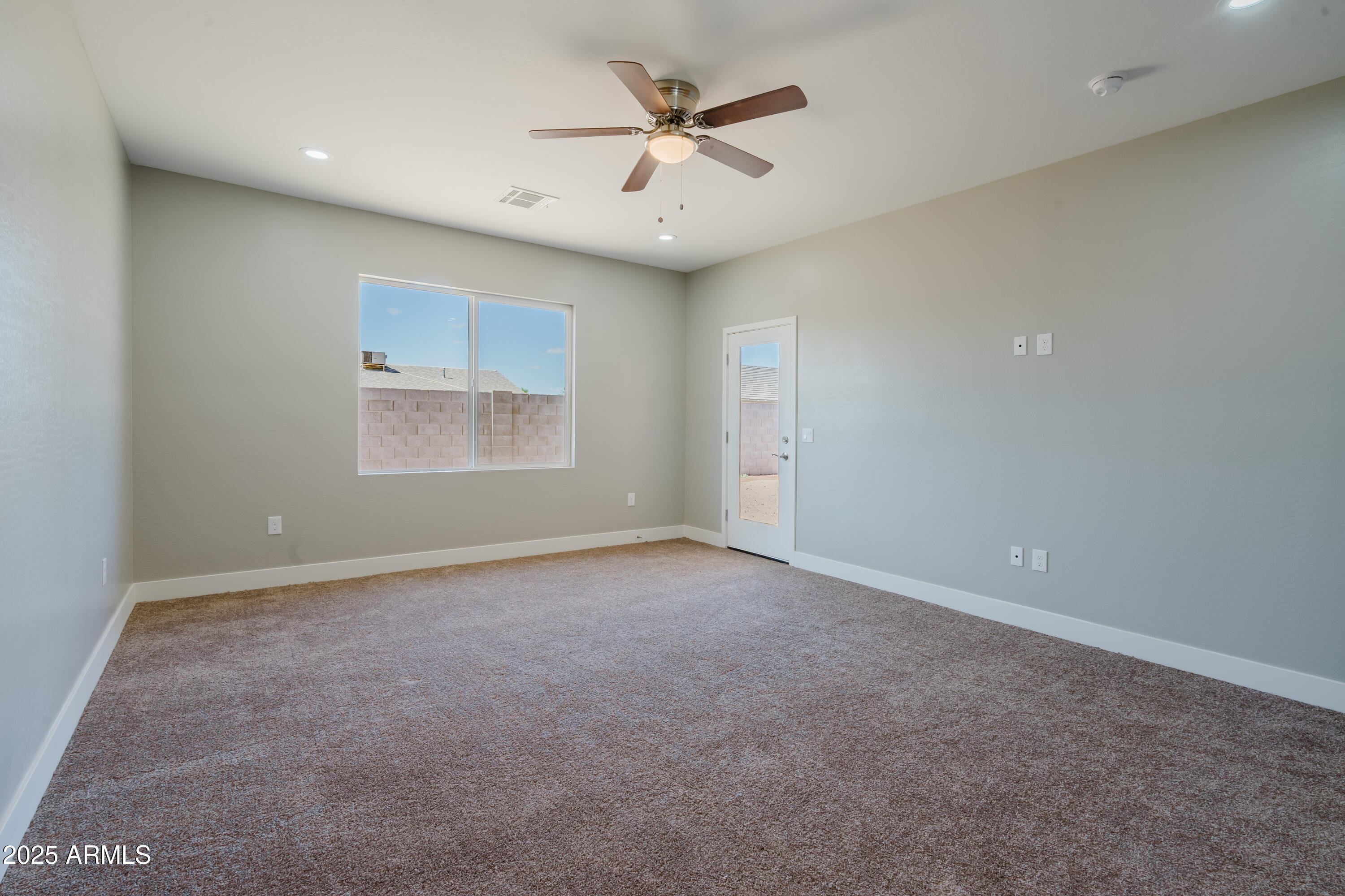 ARIZONA CITY UNIT FOUR - Residential
