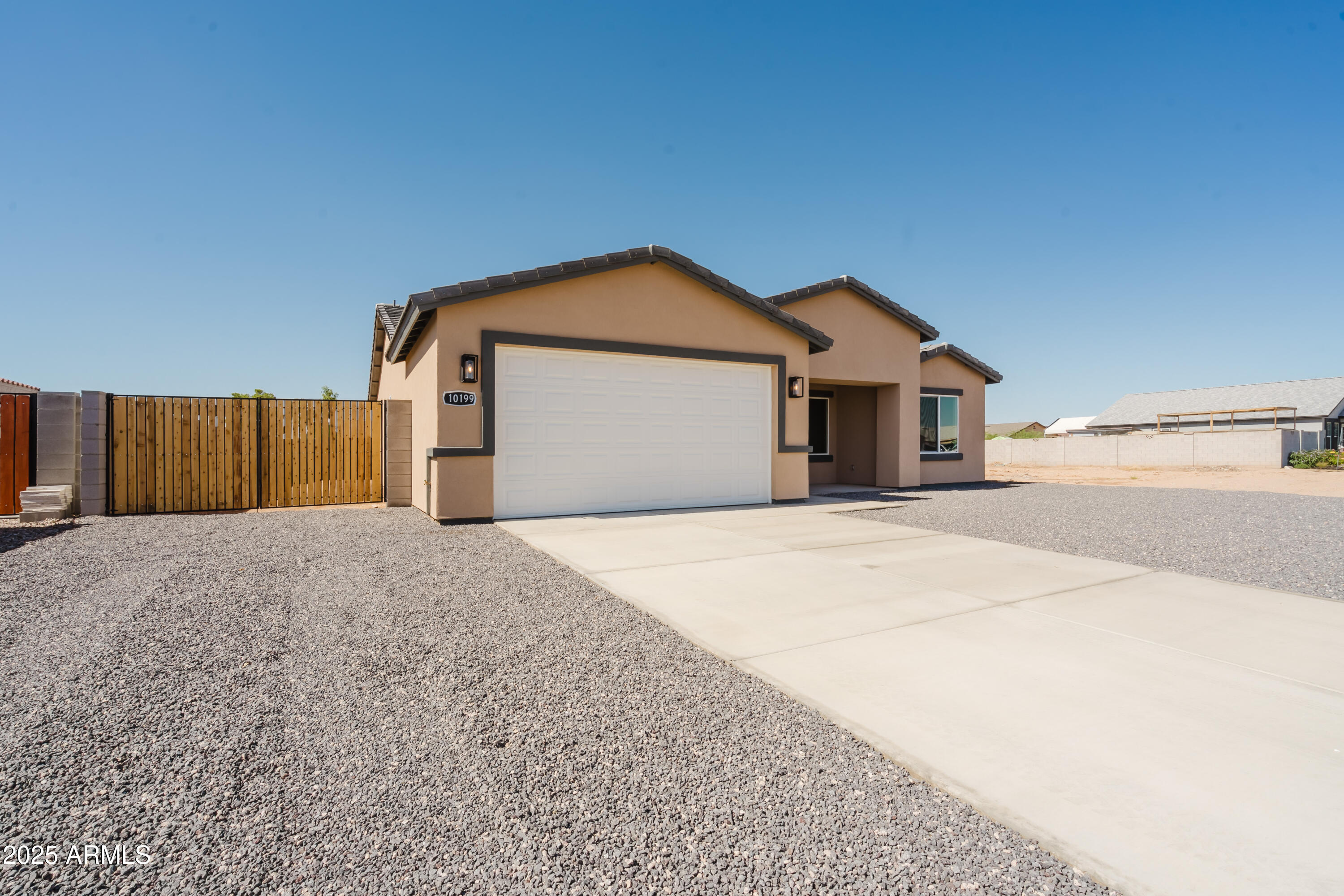 10199 W BRADSHAW Drive