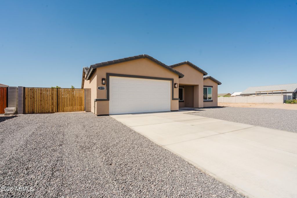 Photo of 10199 W Bradshaw Drive, Arizona City, AZ 85123 (MLS # 6899596)
