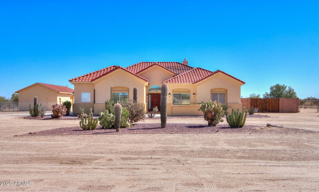 Photo of 2737 N Derby Court, Maricopa, AZ 85139 (MLS # 6931634)