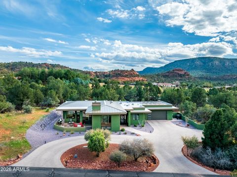 40 HIGHLAND Drive S Sedona AZ 86351