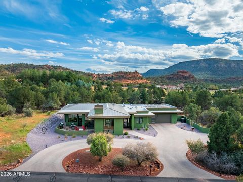40 HIGHLAND Drive S Sedona AZ 86351