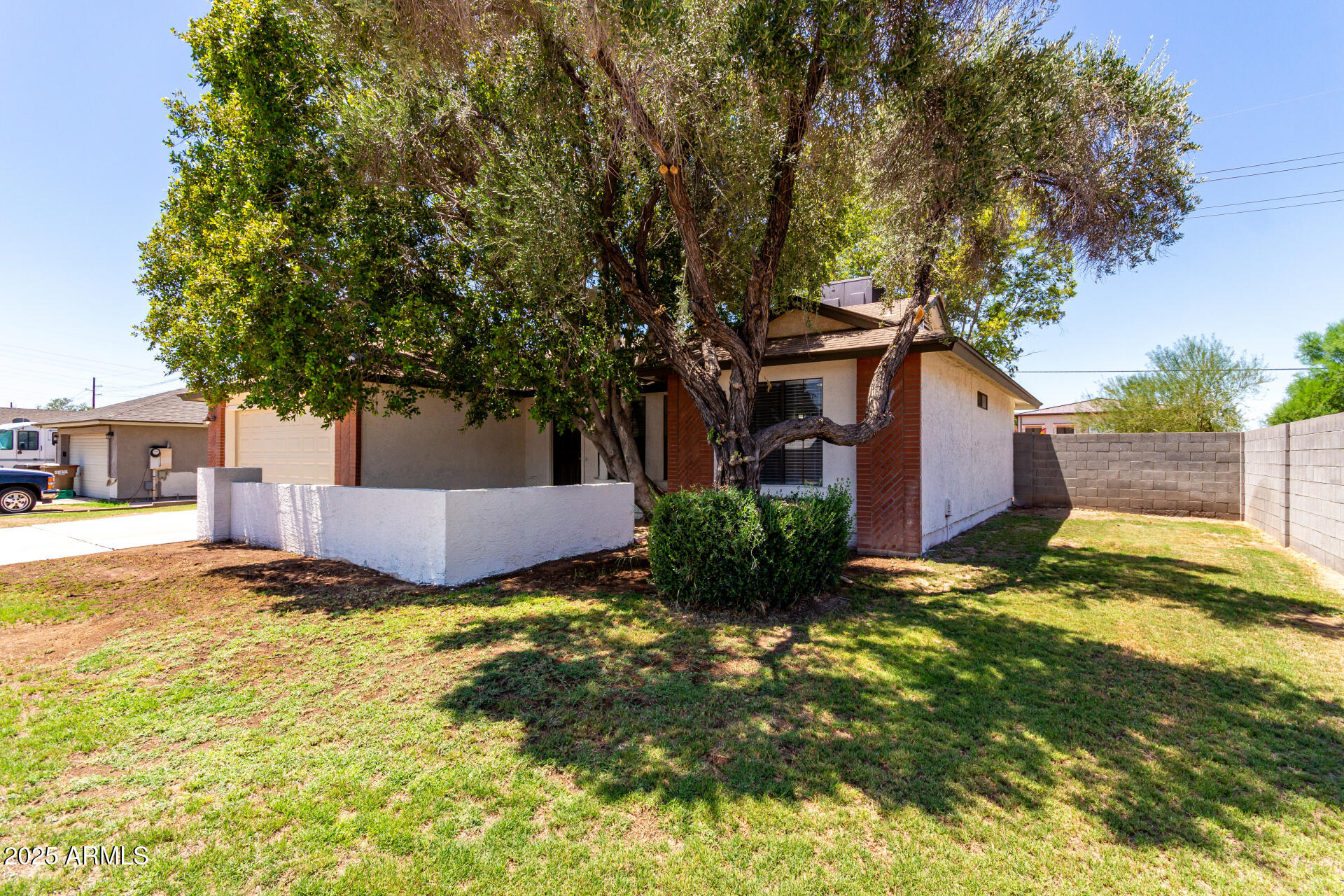 8370 N 90TH Lane