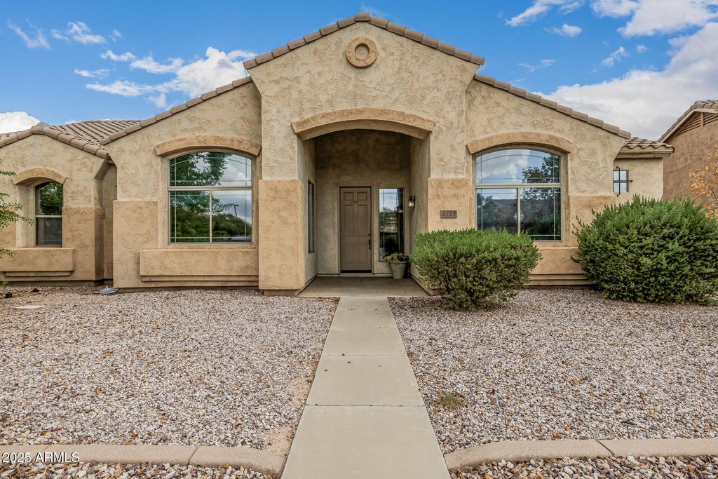 Photo of 3729 S Atherton Boulevard, Gilbert, AZ 85297 (MLS # 6928795)