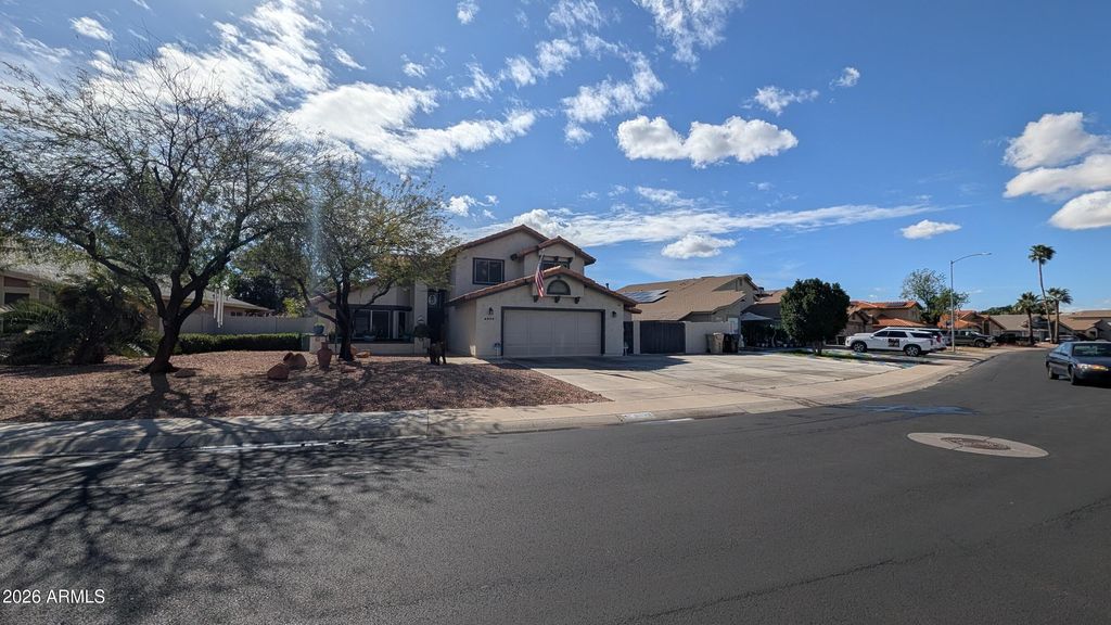 Photo of 6933 W Bloomfield Road, Peoria, AZ 85381 (MLS # 6985744)