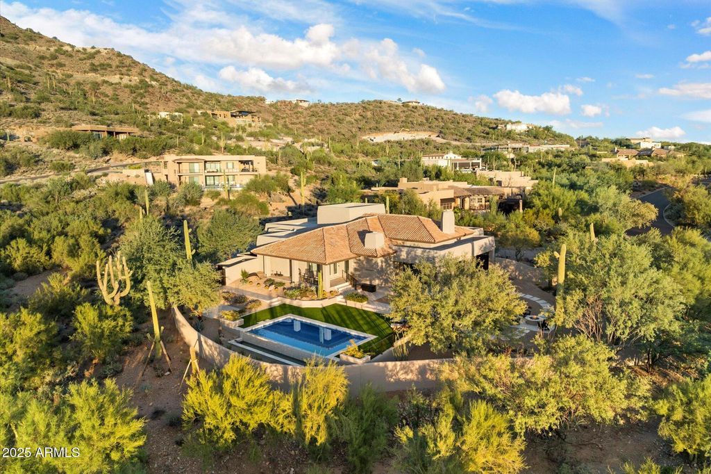 Photo of 35017 N Sunset Trail, Carefree, AZ 85377 (MLS # 6929205)