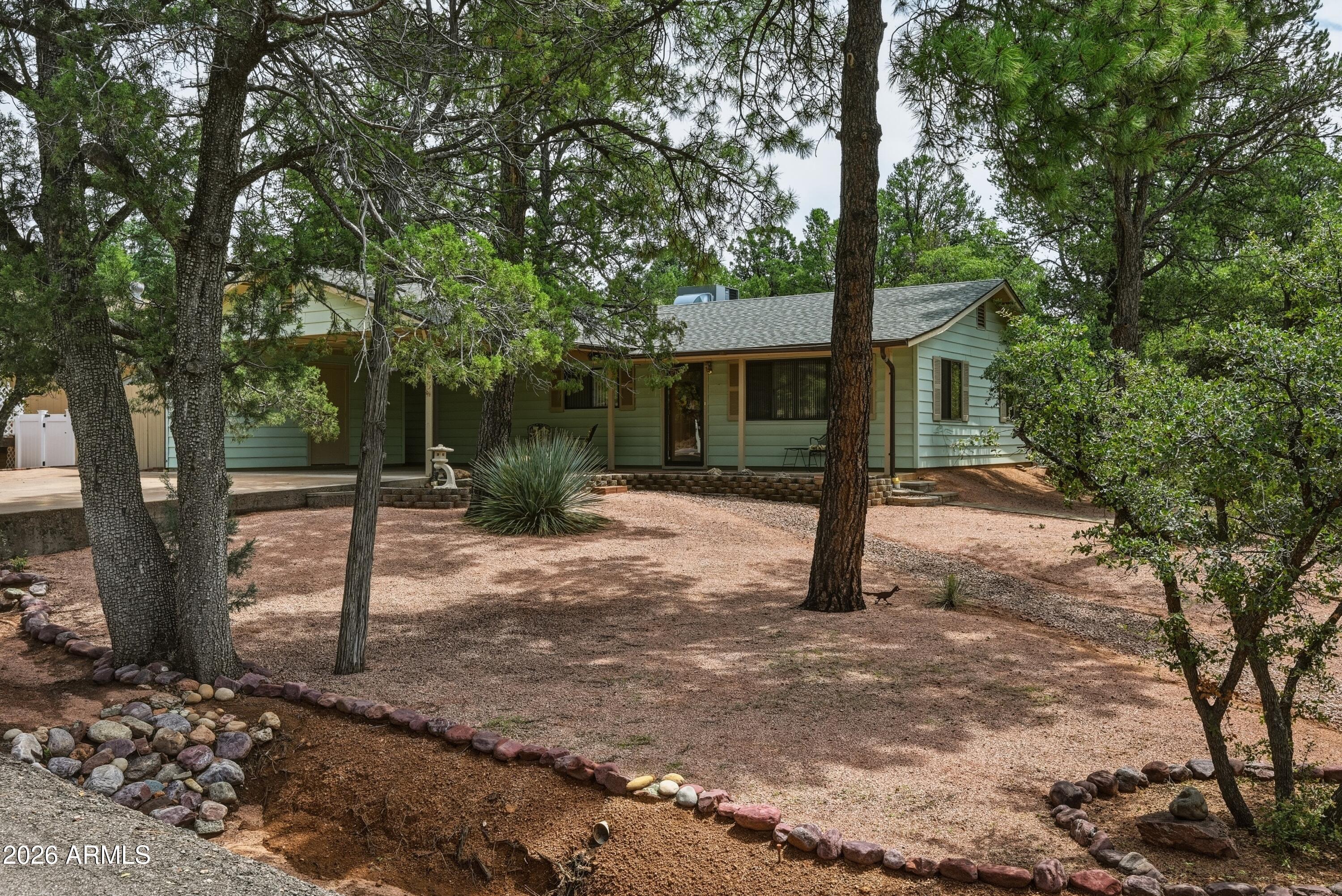 805 N WILLIAM TELL Circle