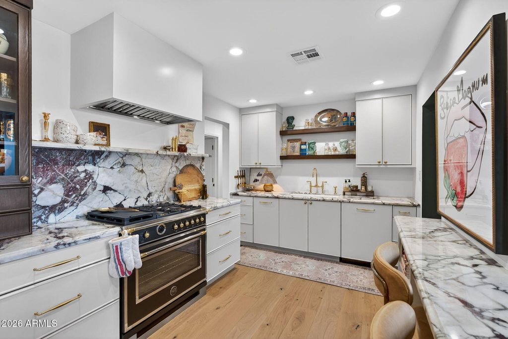 Photo of 2302 E Roma Avenue, Phoenix, AZ 85016 (MLS # 6998816)