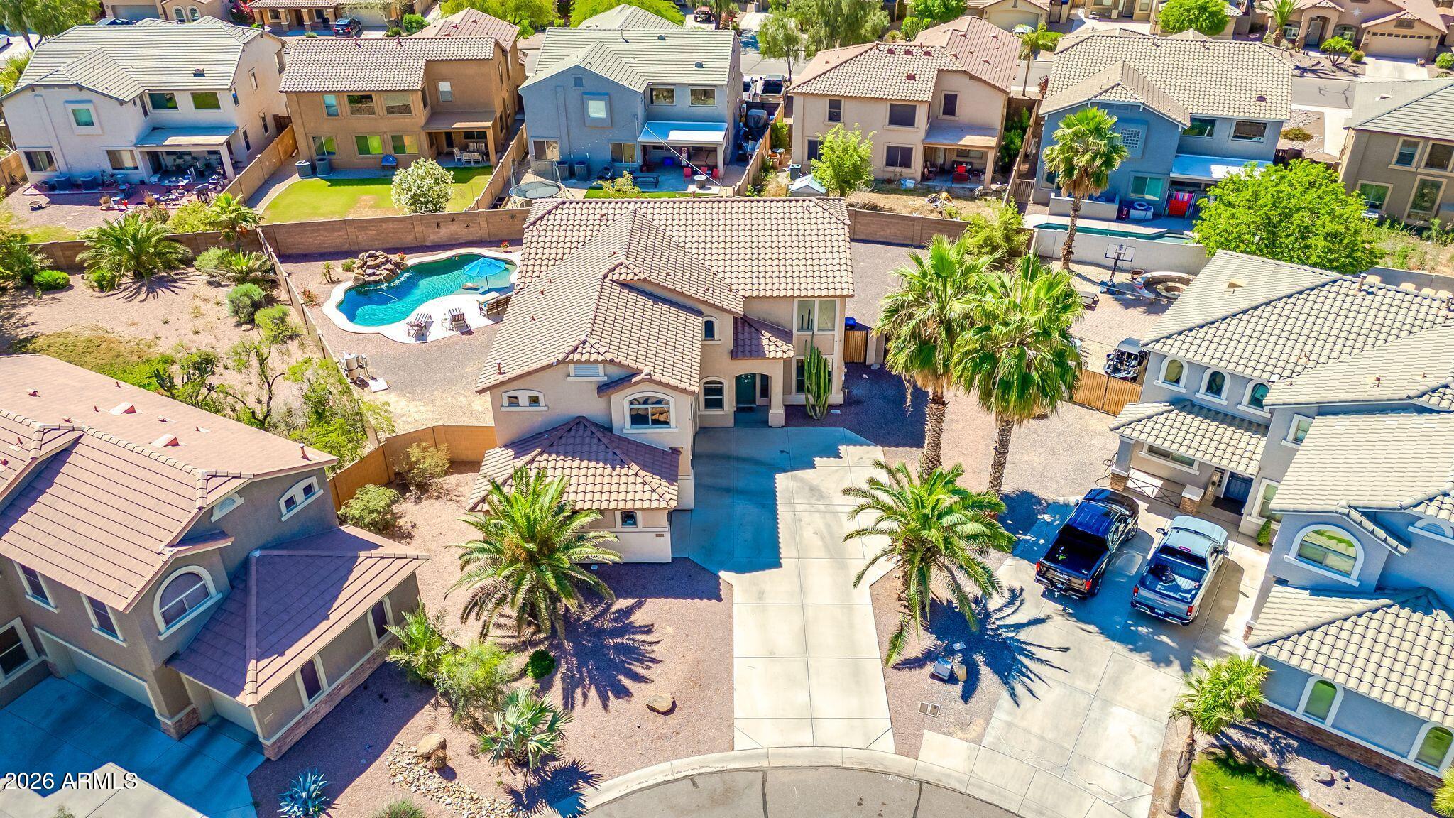 28062 N QUARTZ Circle