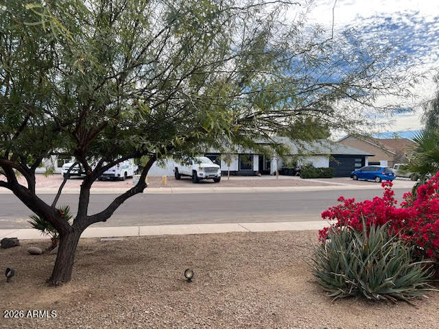 7714 W San Miguel Avenue