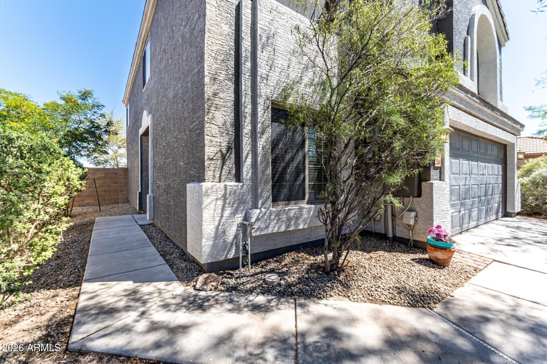 23649 N DESERT Drive