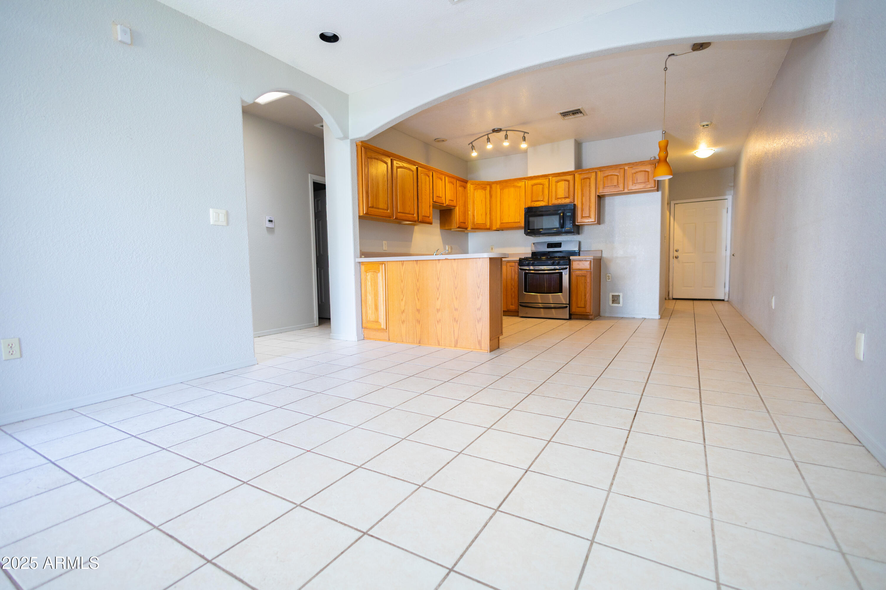 QUAIL RUN TOWNHOUSES - Residential
