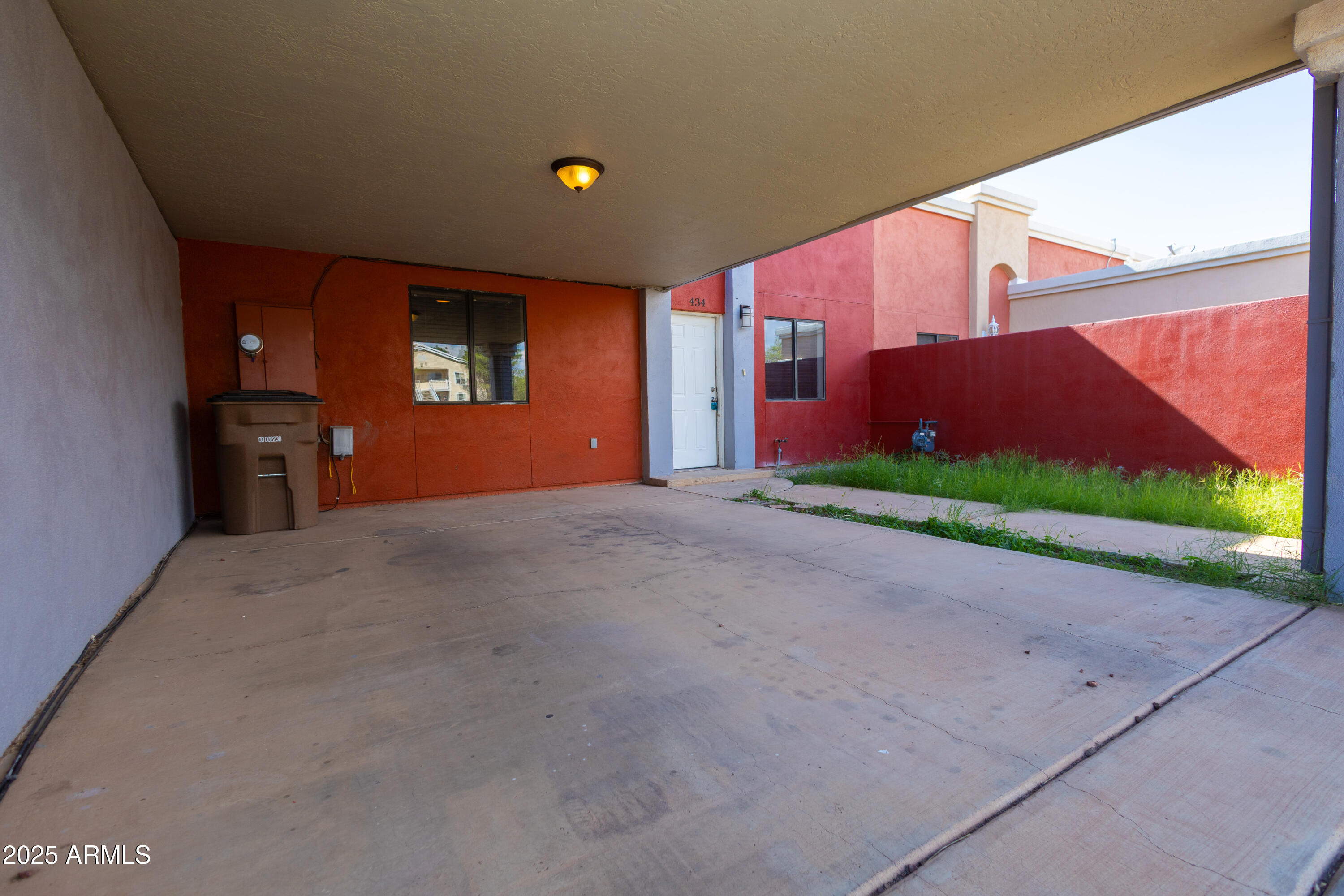 QUAIL RUN TOWNHOUSES - Residential