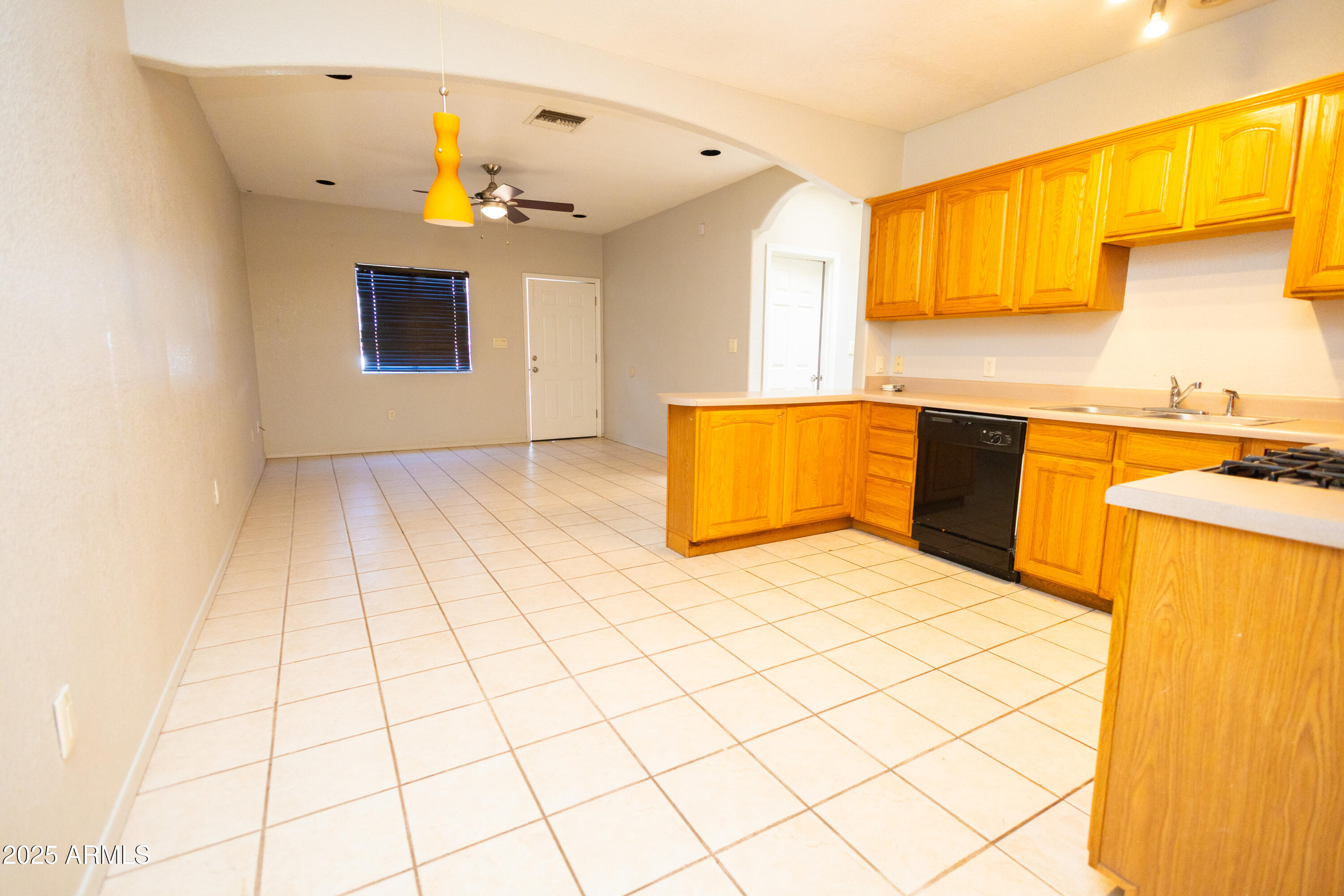 QUAIL RUN TOWNHOUSES - Residential