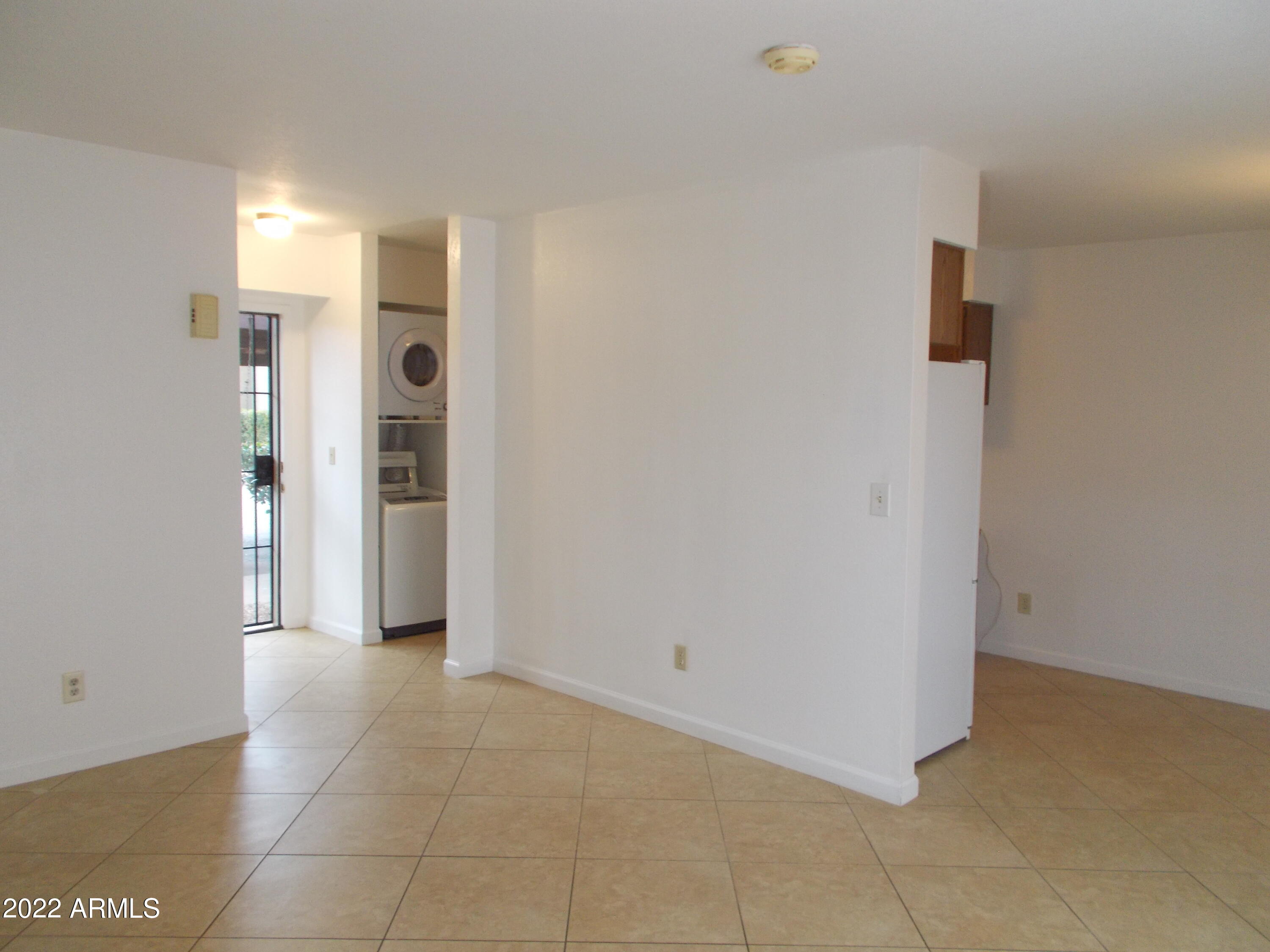 Las Casitas Condo - Residential