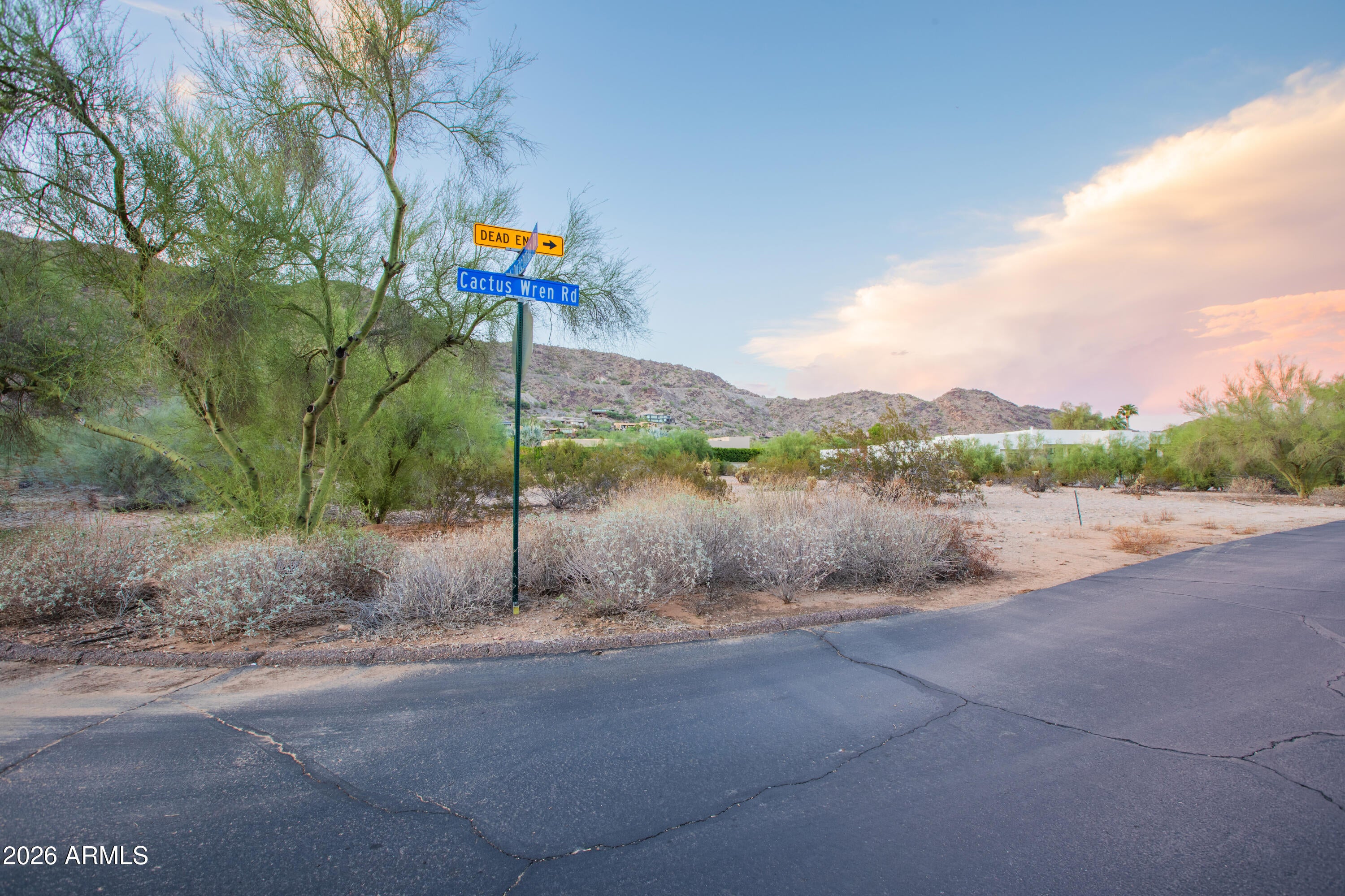 5676 E CACTUS WREN Road 10