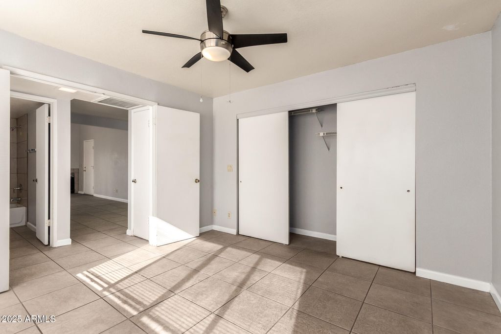 Photo of 4901 S Calle Los Cerros Drive #233, Tempe, AZ 85282 (MLS # 6958939)