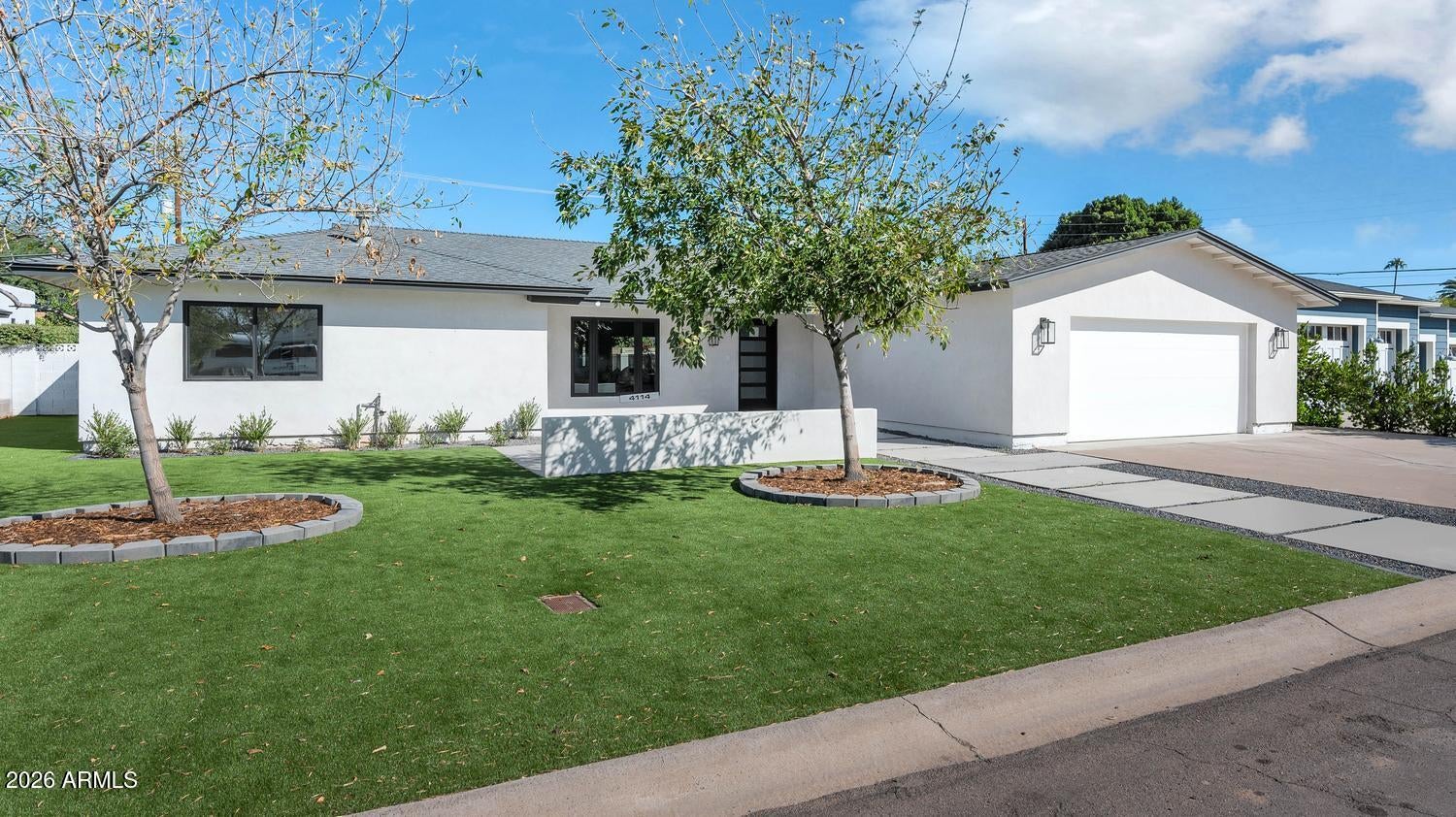 4114 E MITCHELL Drive
