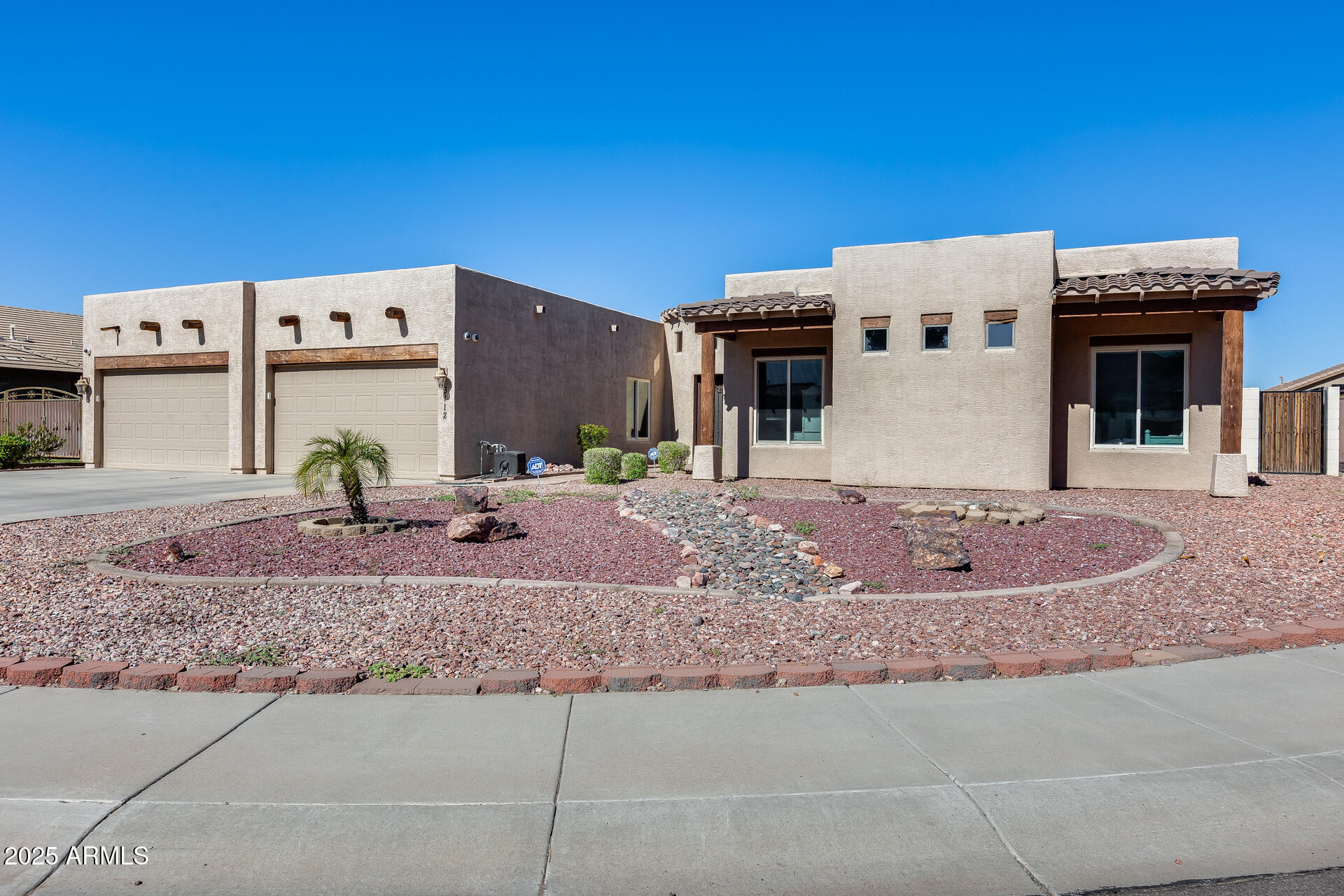 Homes for Sale in Queen Creek Arizona 1 3112 W DESERT Lane