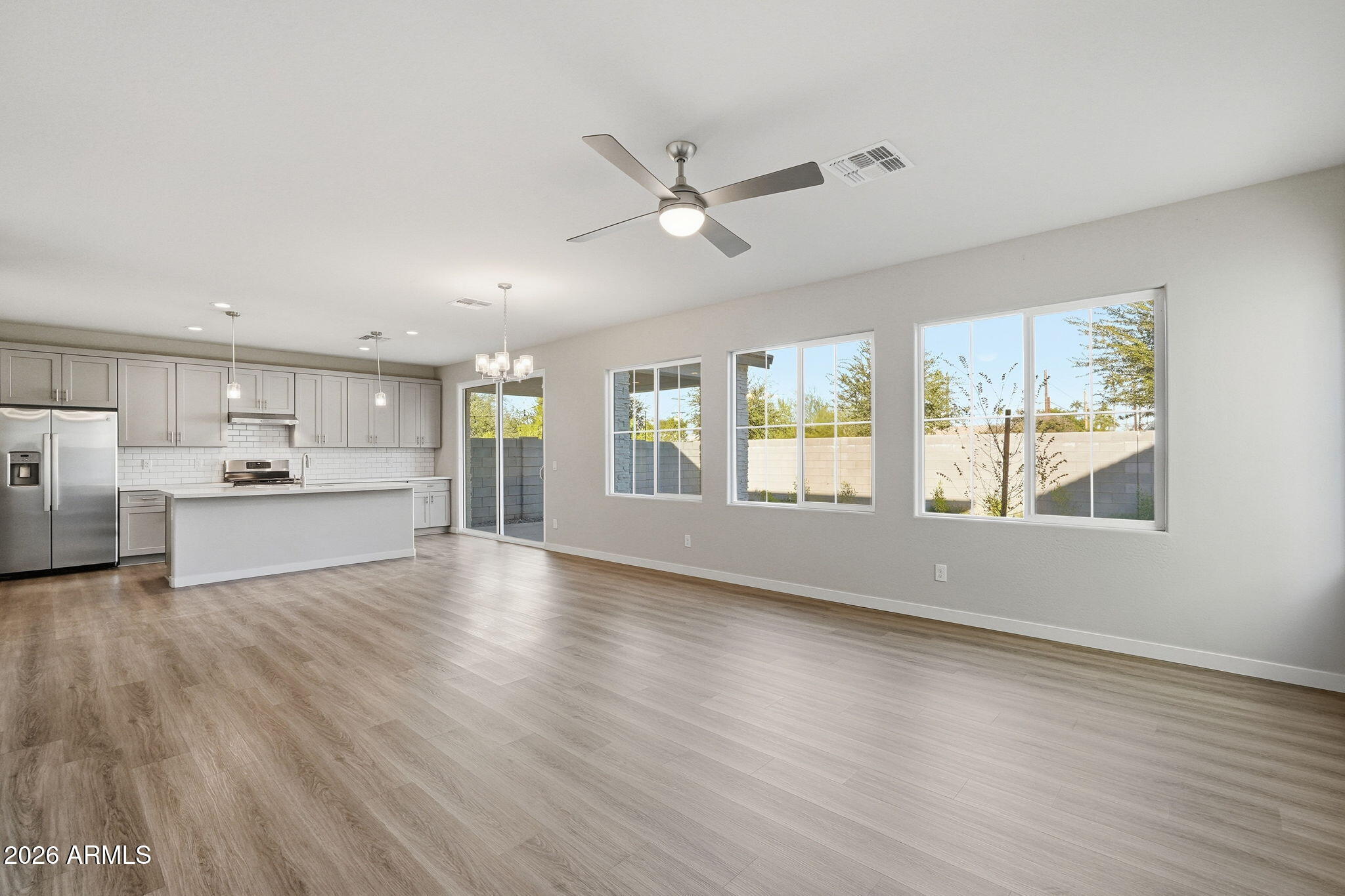 1518 W Sierra Vista Drive