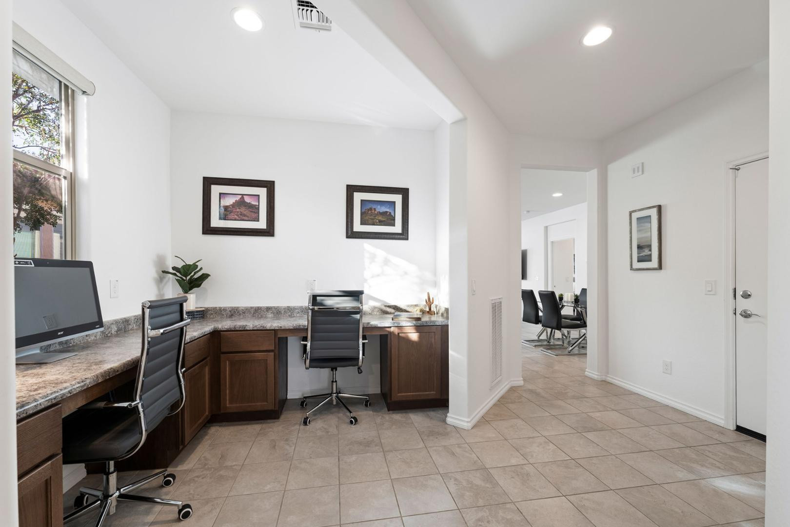 678 E Cobble Stone Drive
