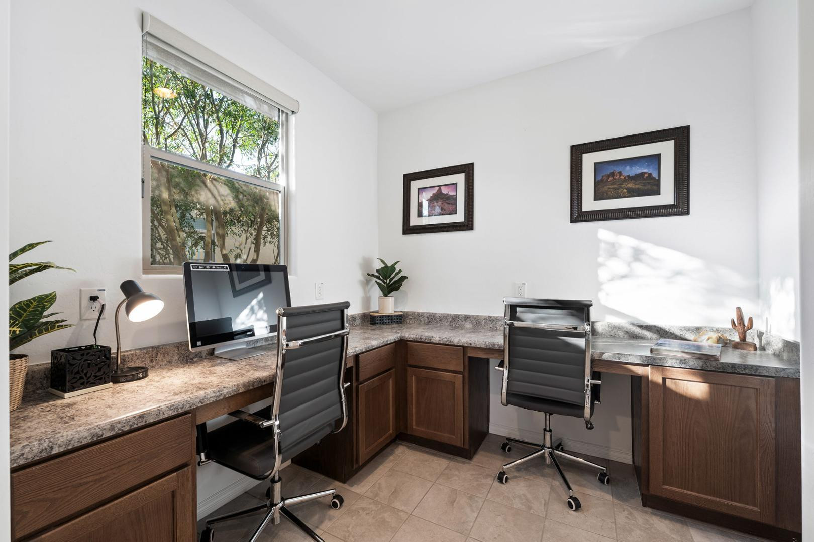 678 E Cobble Stone Drive