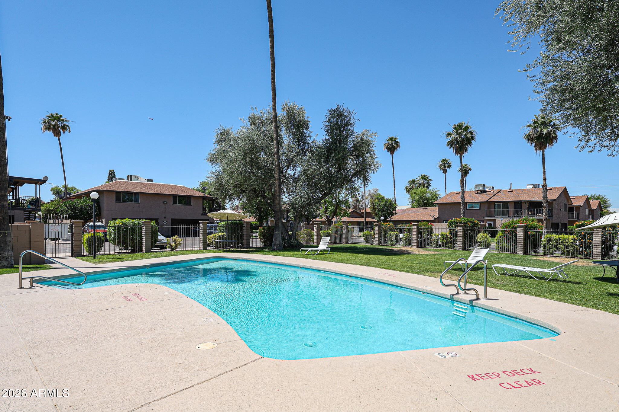 1217 N GRANITE REEF Road