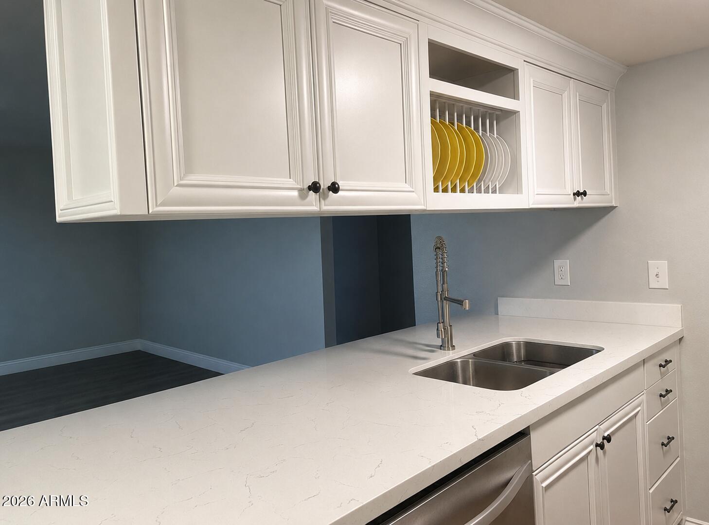 1217 N GRANITE REEF Road