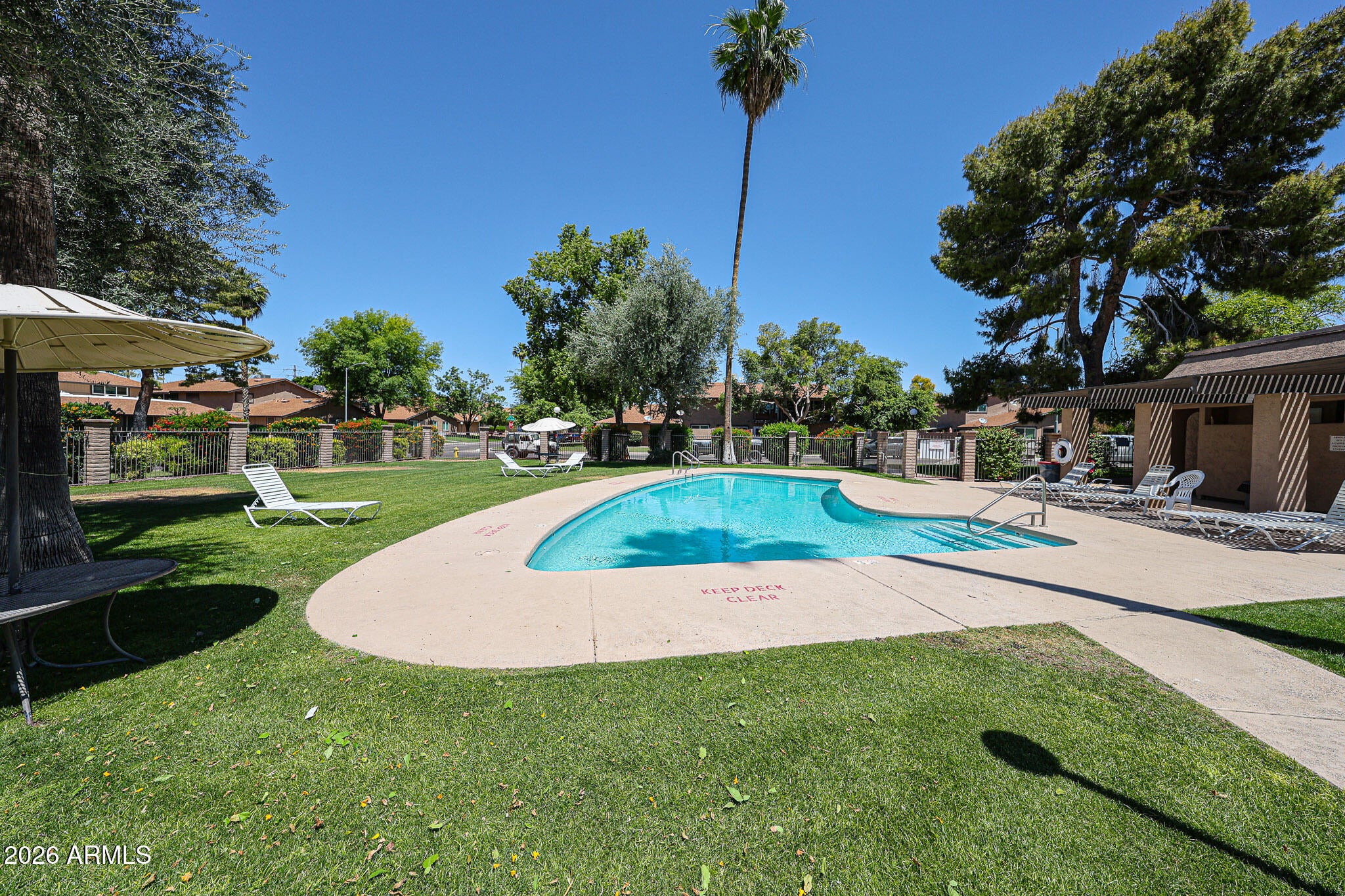 1217 N GRANITE REEF Road