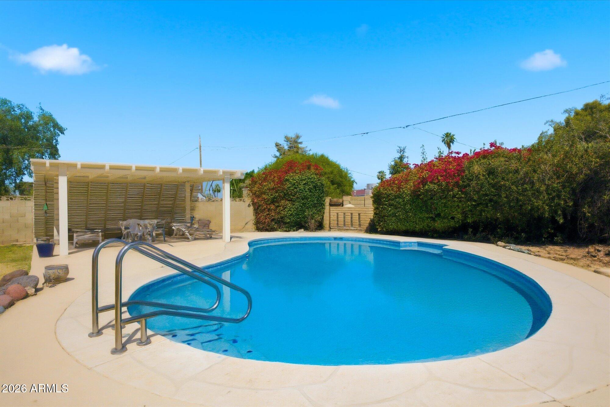 3118 W SUNNYSIDE Avenue