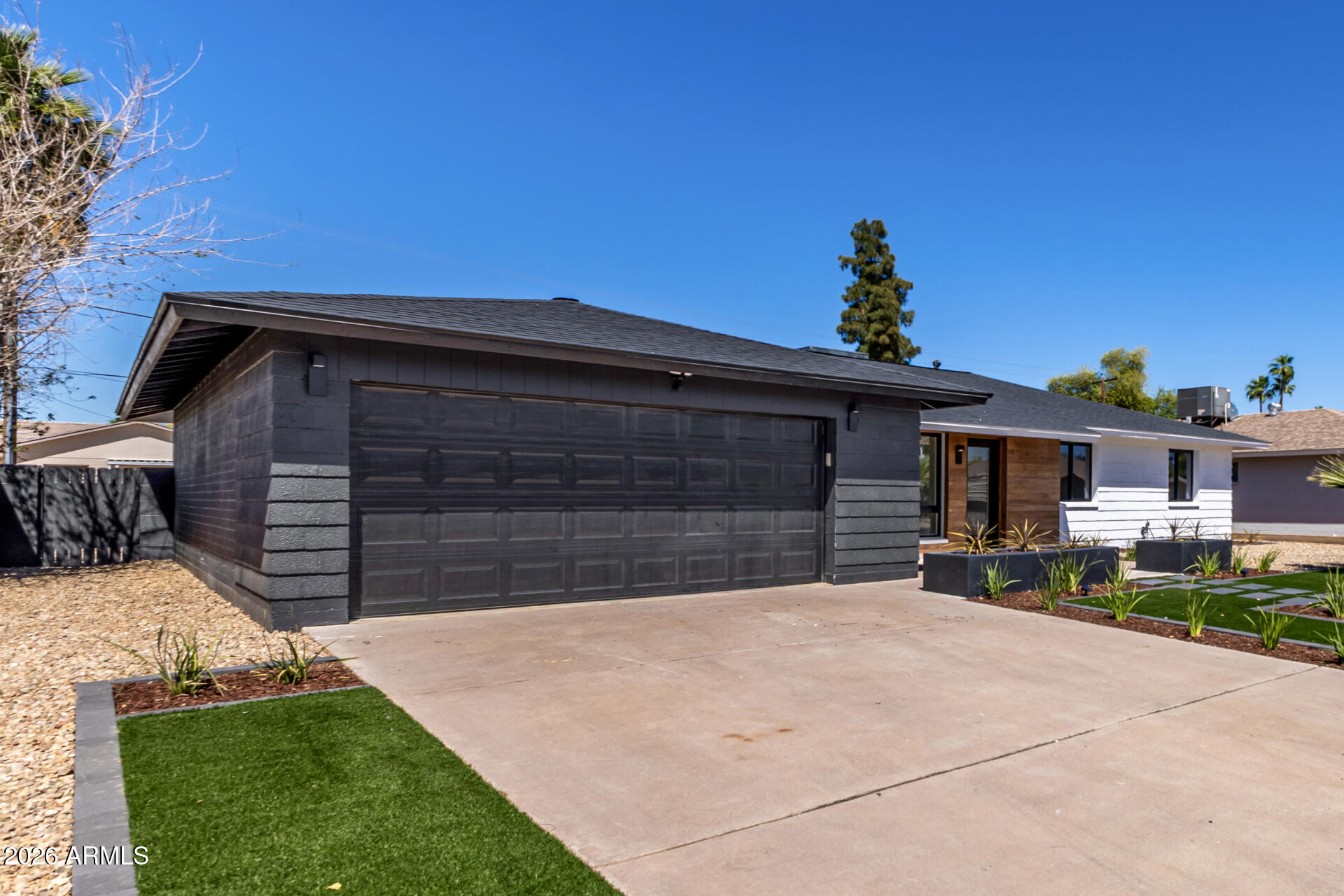 1244 E HERMOSA Drive