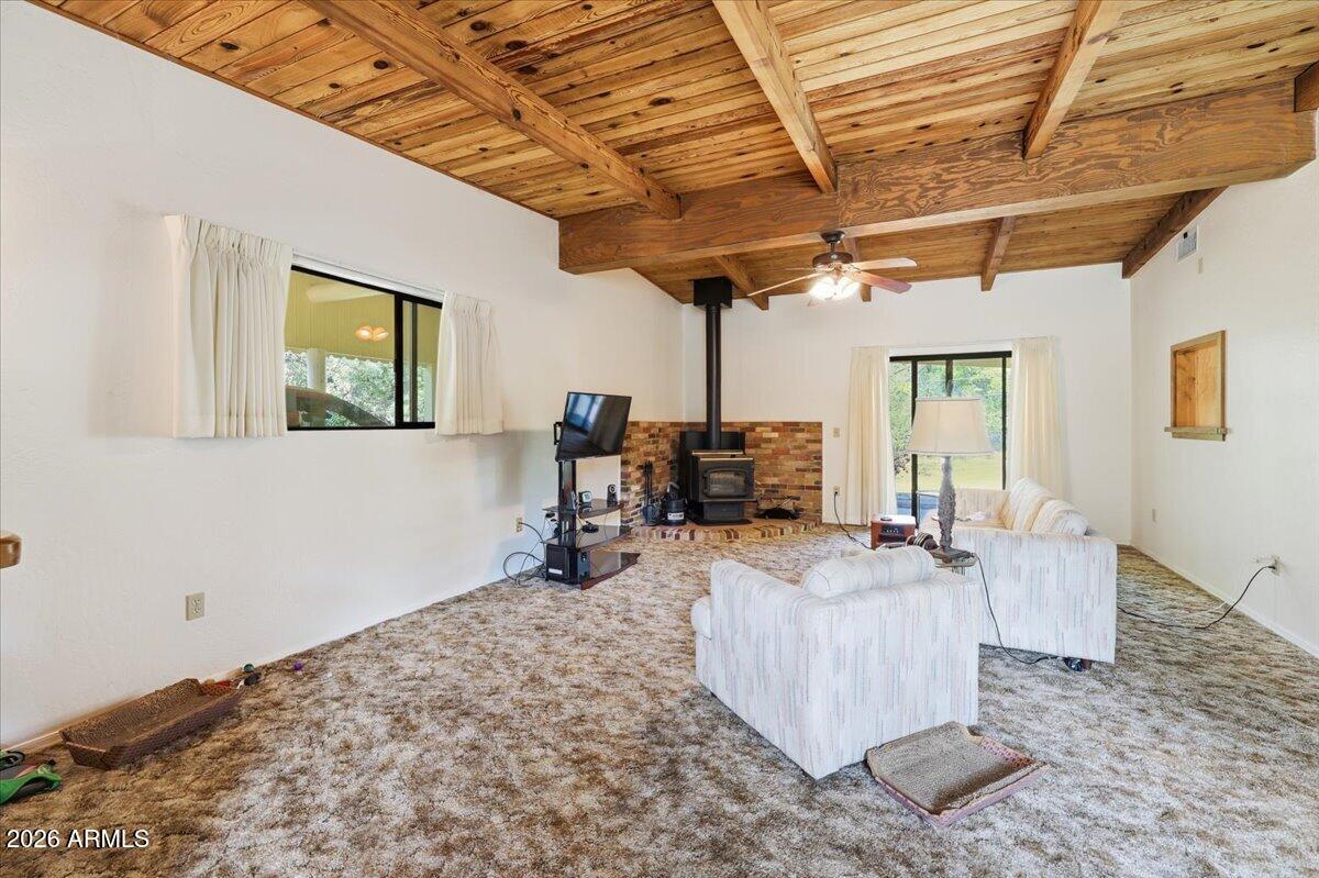 4010 E MEADOW Lane