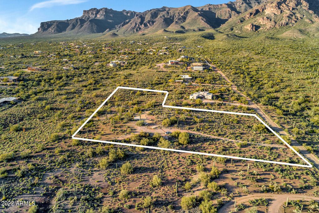 Photo of 3750 S Blackhawk Road #047A, Gold Canyon, AZ 85118 (MLS # 6925436)