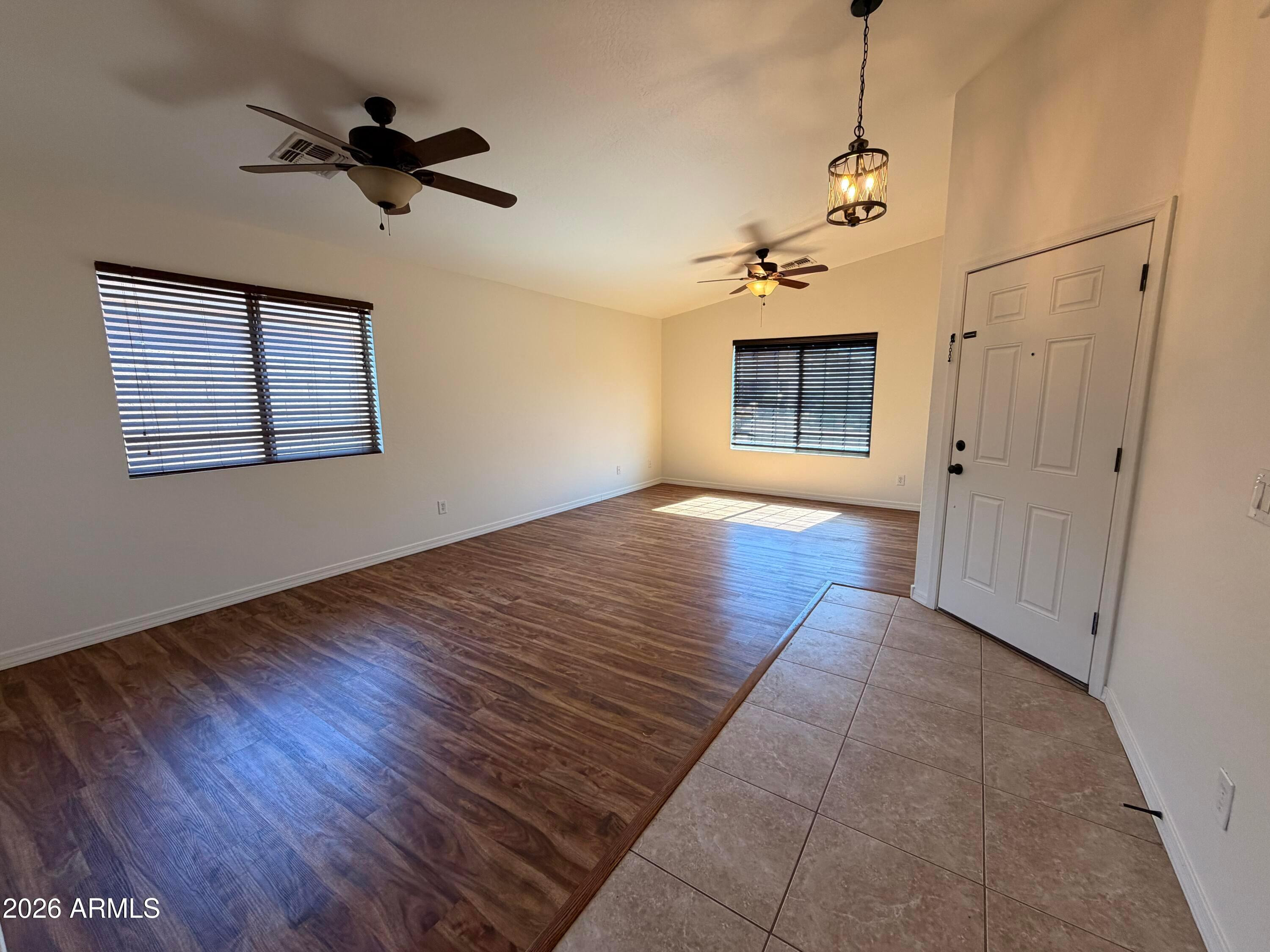 516 E Wolf Hollow Drive