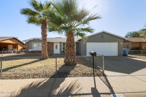 7609 W CHEERY LYNN Road Phoenix AZ 85033