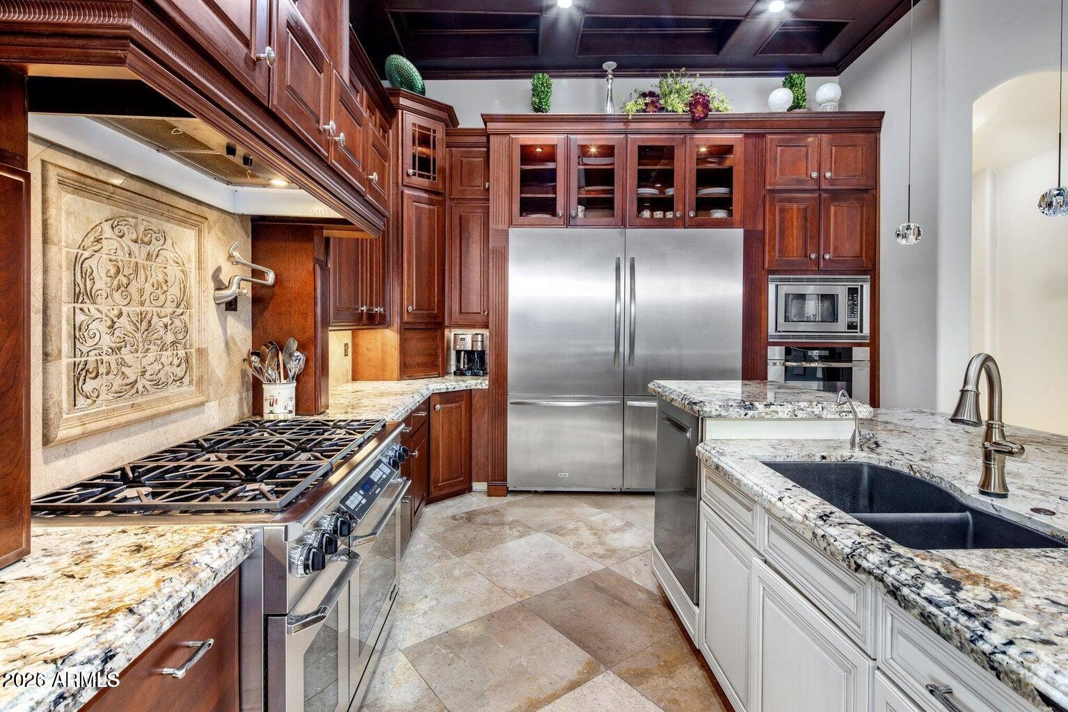 13811 S CANYON Drive