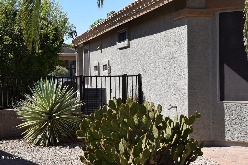 Photo of 131 S Verde Lane, Casa Grande, AZ 85194 (MLS # 6945680)