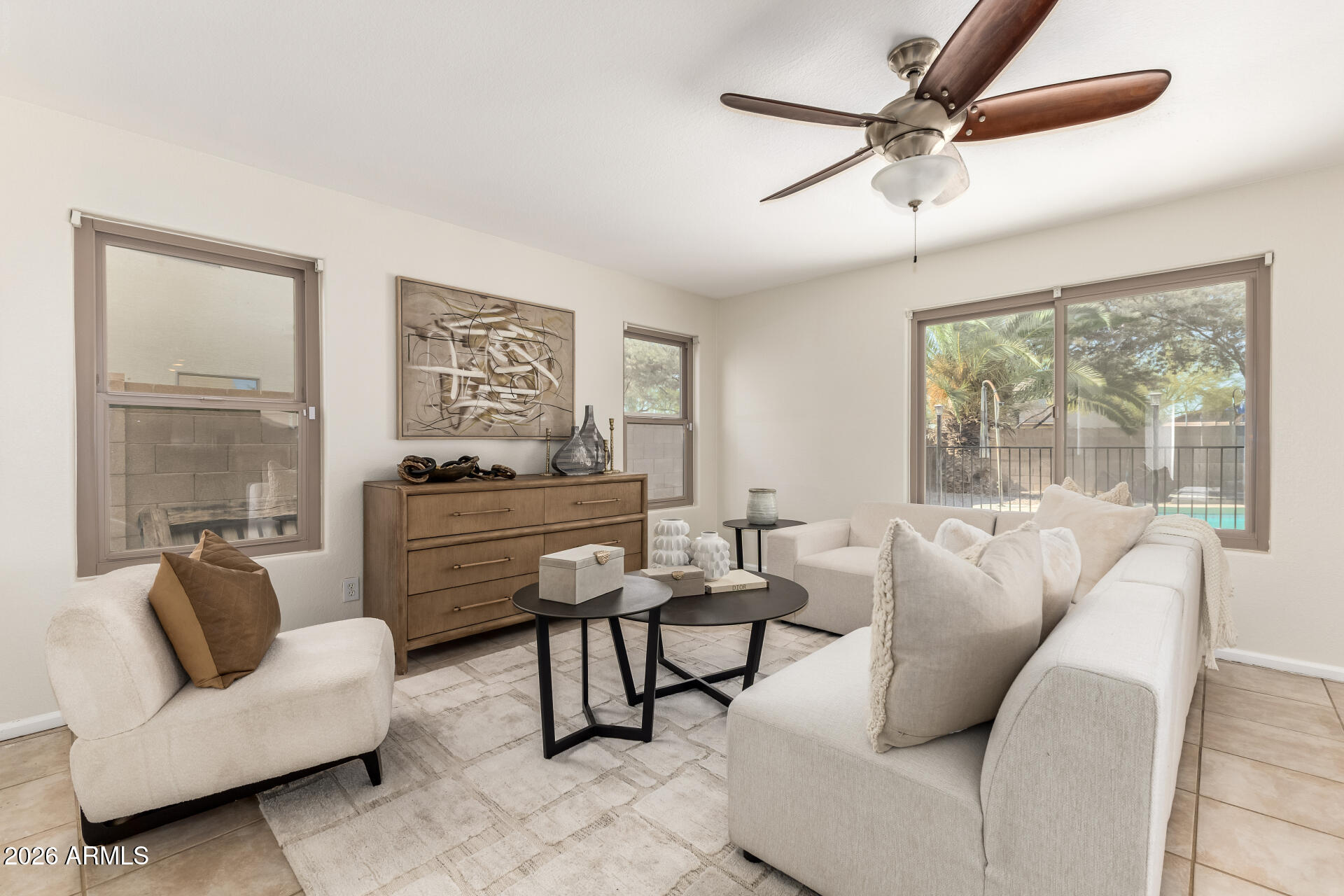 15990 W LINDEN Street