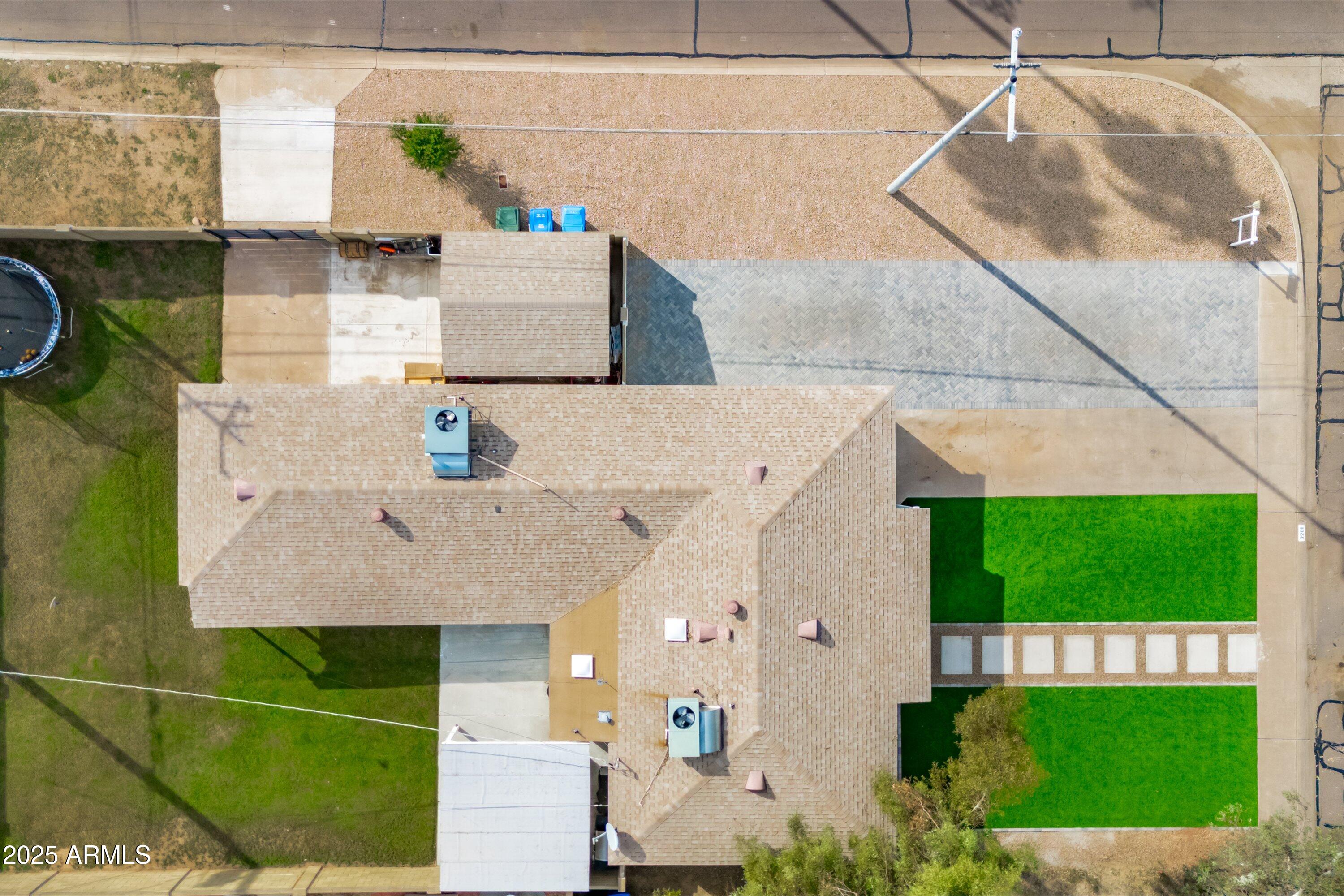 2201 E WELDON Avenue