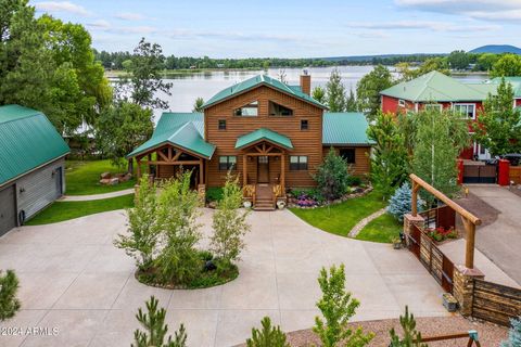 A home in Lakeside